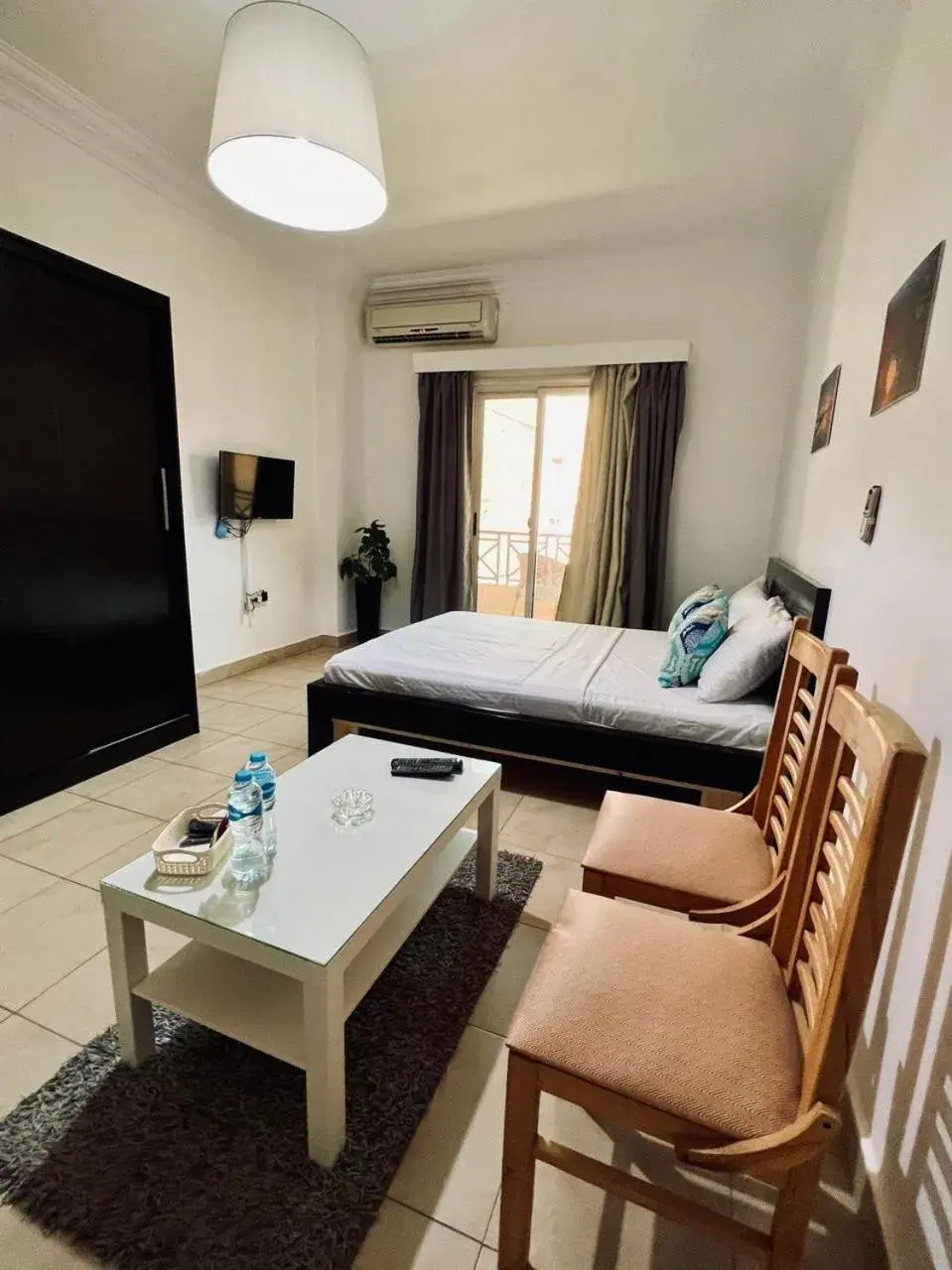 Studio Apartment with Balcony - single occupancy in Lilly Apartments Studio Apartment with Balcony - single occupancy in Lilly Apartments