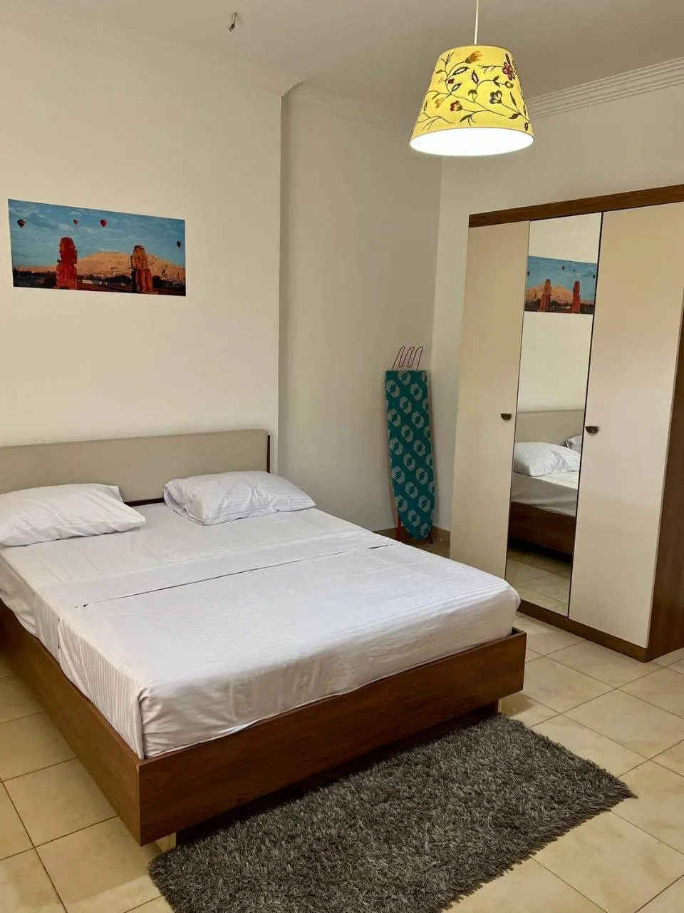 Bed in Lilly Apartments