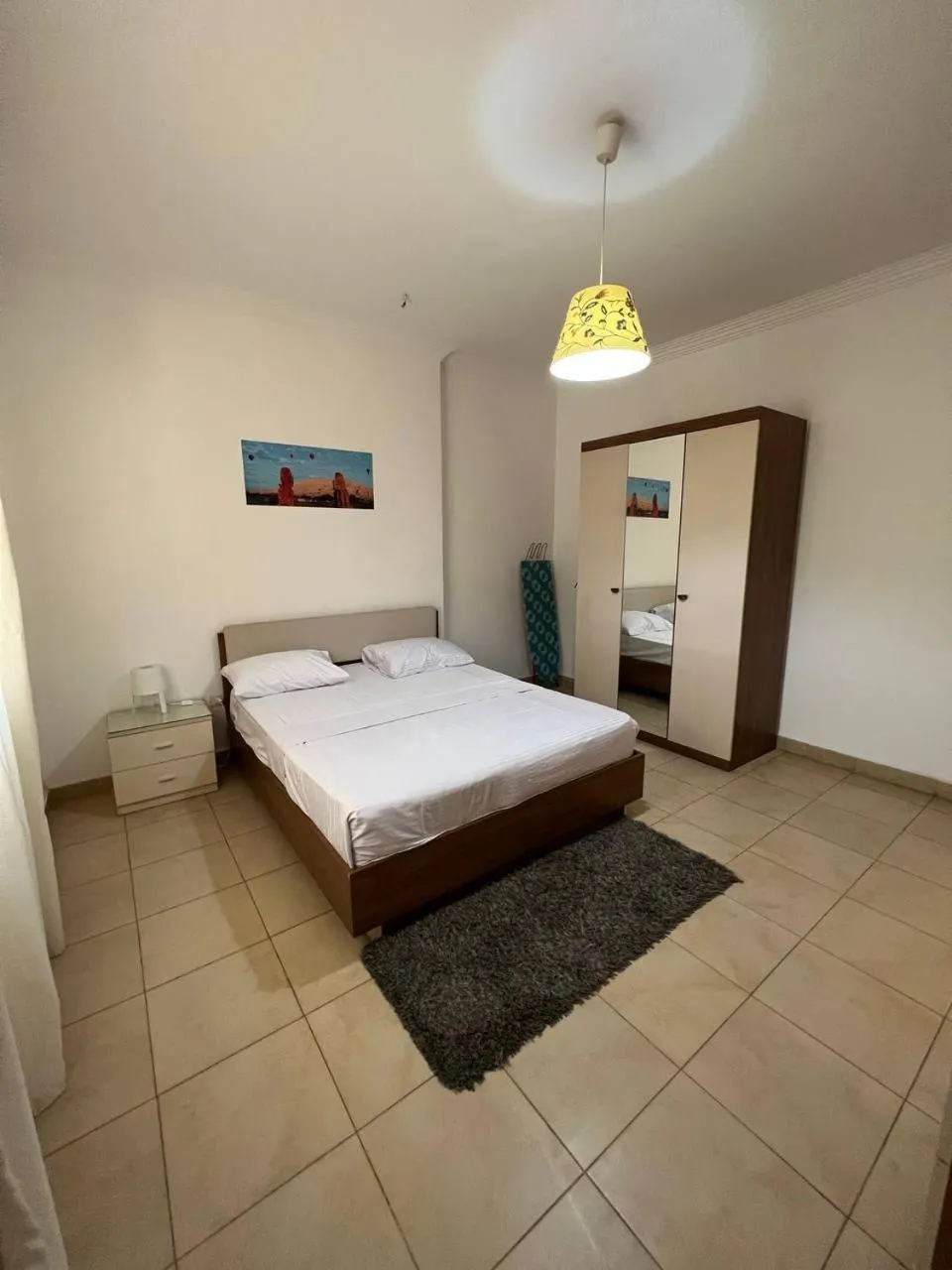 Bed in Lilly Apartments