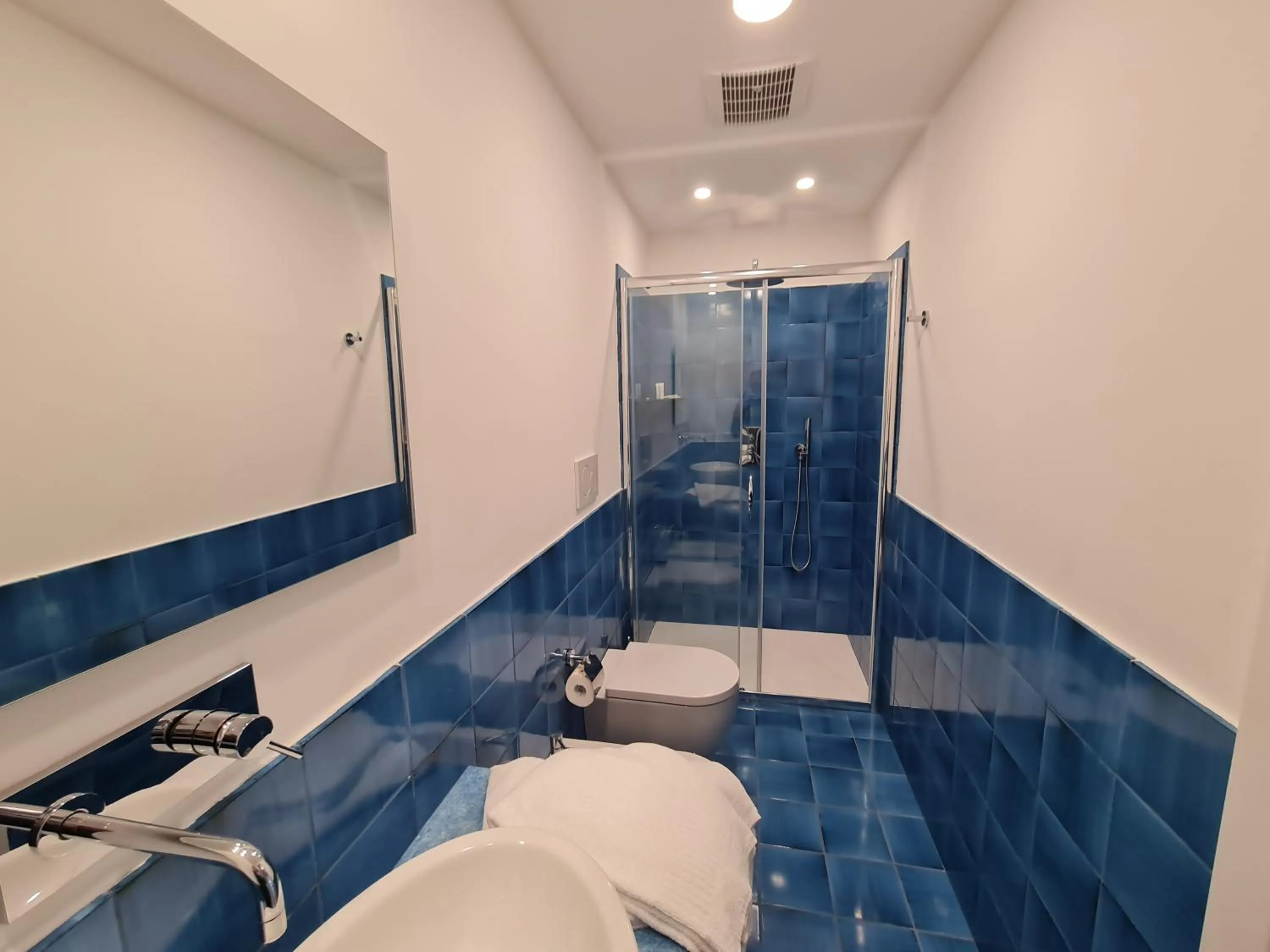 Bathroom in Casa Mandara B&B