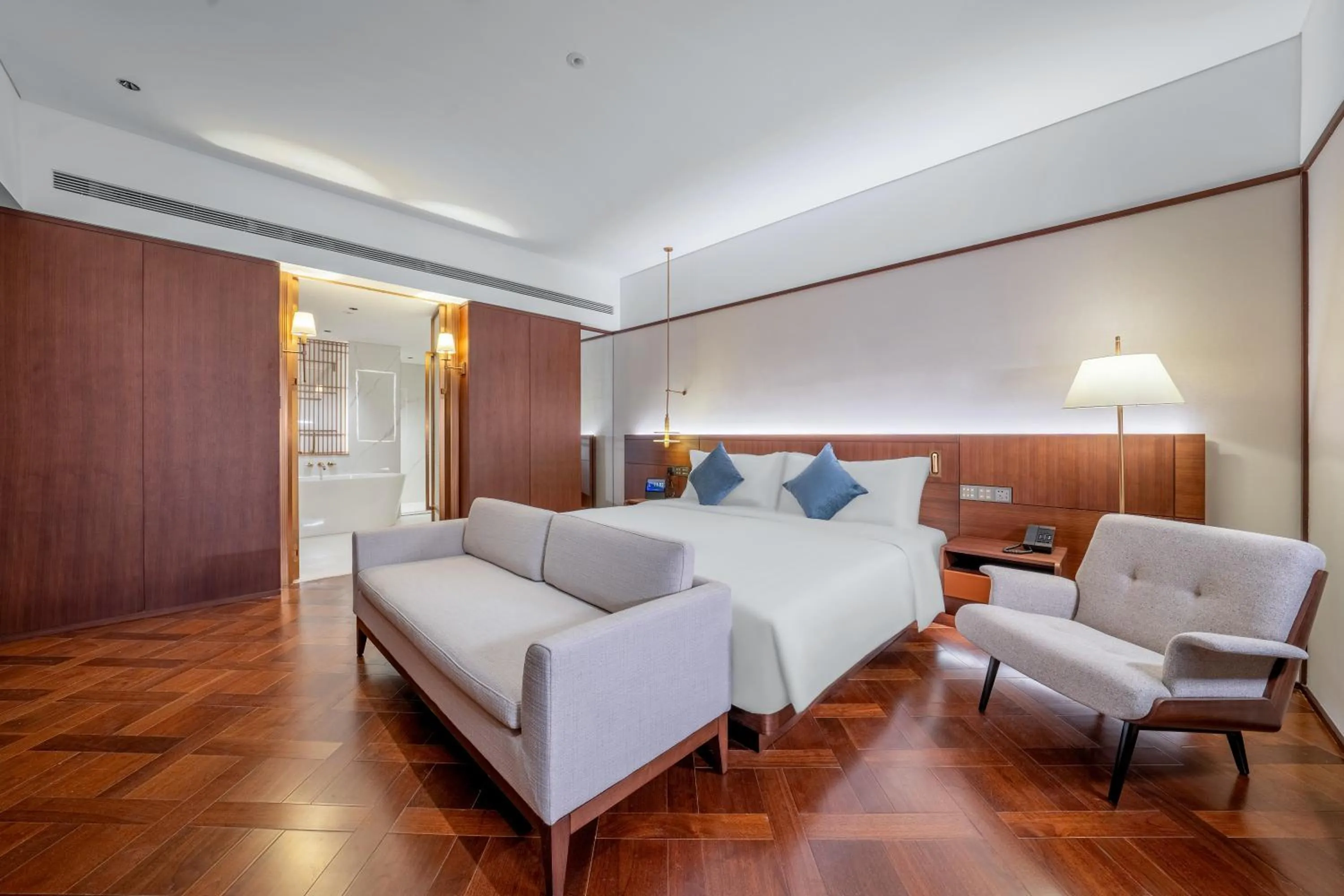 Bed in Wyndham Beijing North