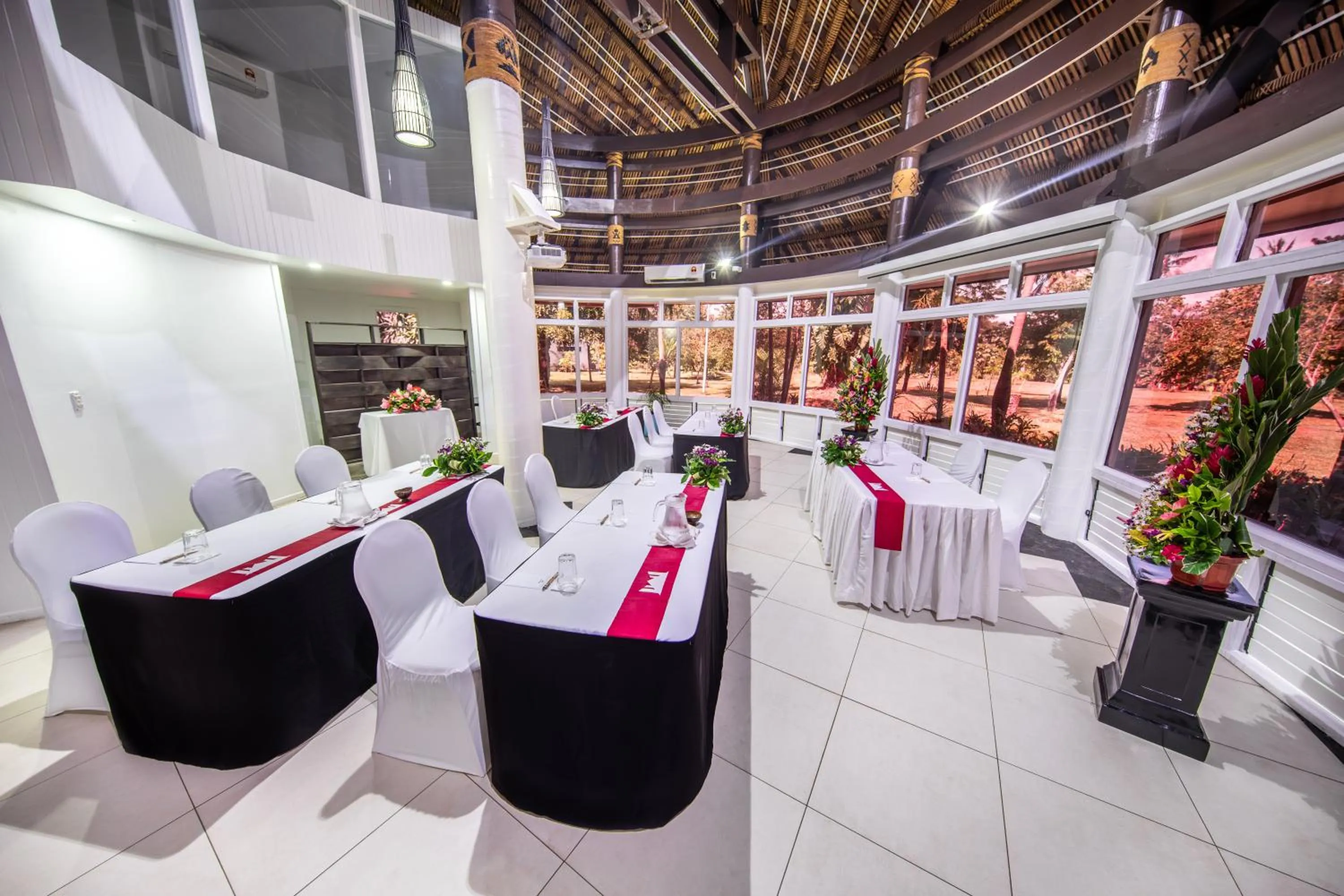 Meeting/conference room in Tanoa Tusitala Hotel