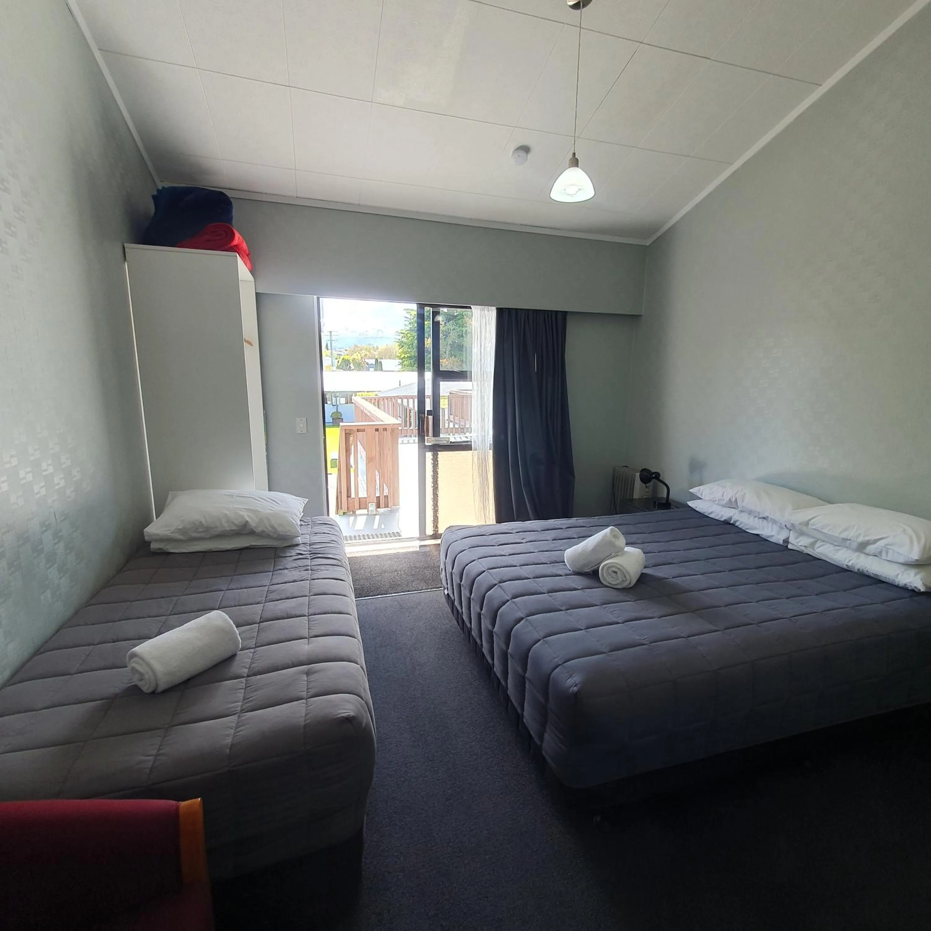 Bed in Ohakune Court Motel