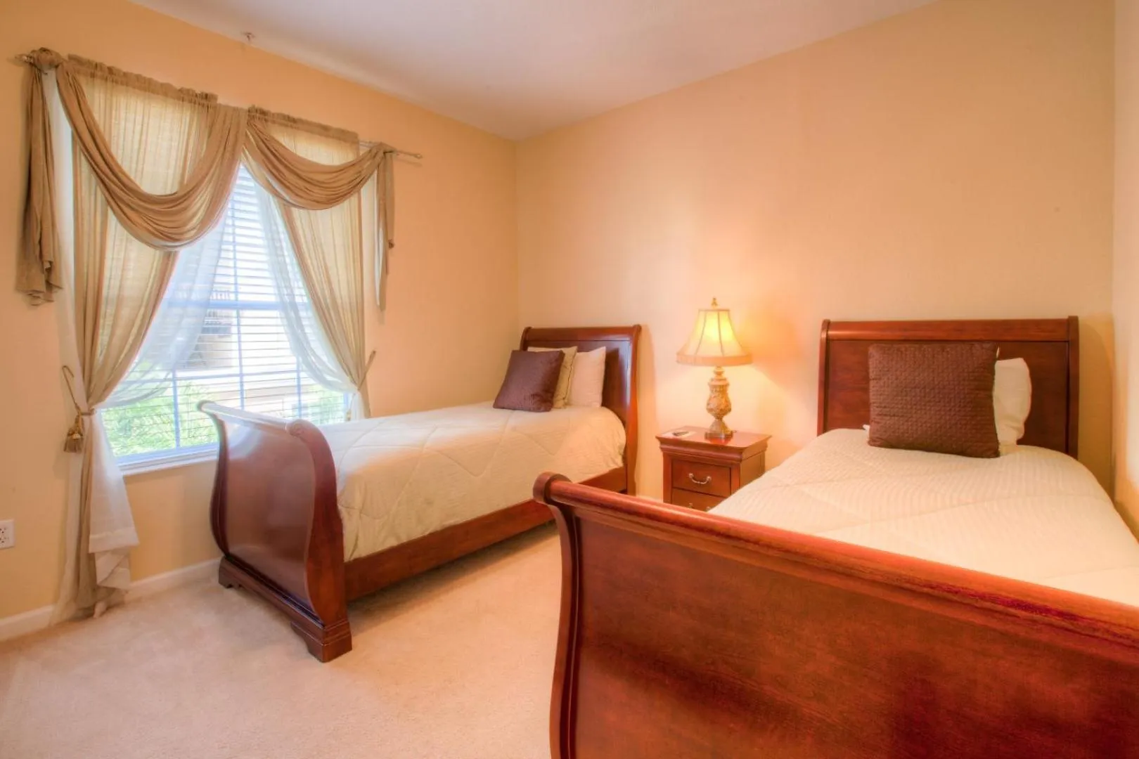 Other, Bed in Lovely Third-Floor Vista Cay Resort Condo