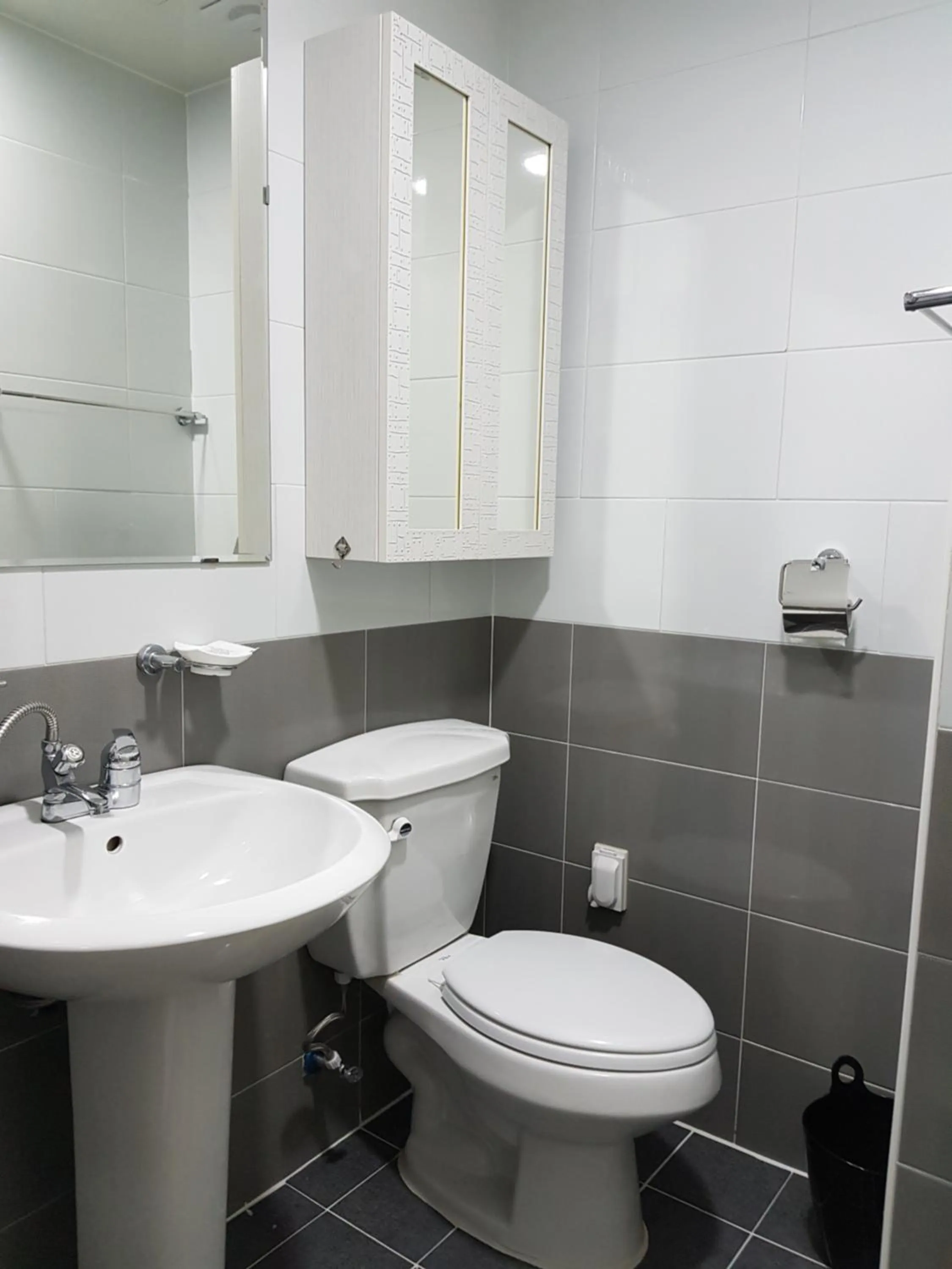 Bathroom in Maison de Geoje