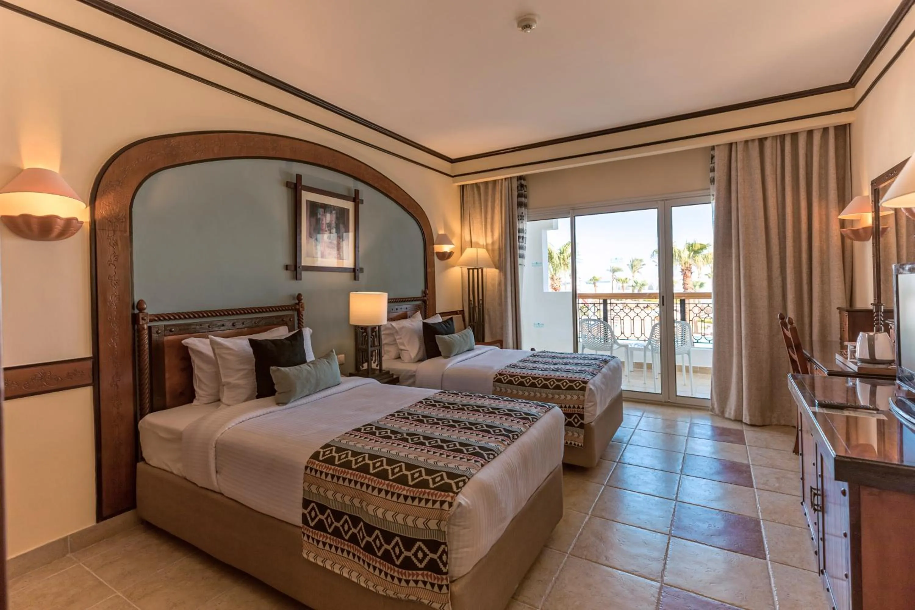 Photo of the whole room, Bed in Sunrise Remal Resort