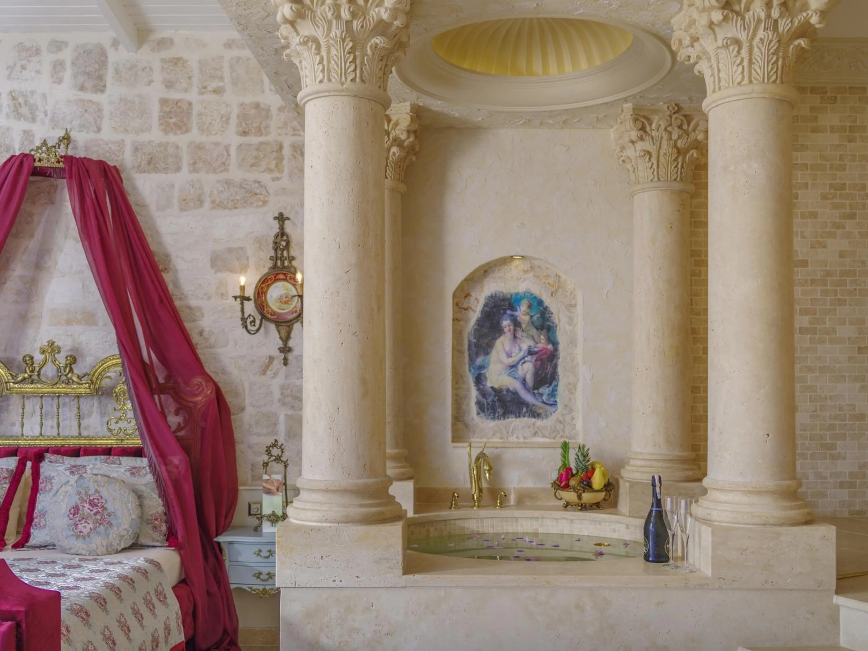 Bath, Bed in Lukka Exclusive Hotel – Adult Only +12