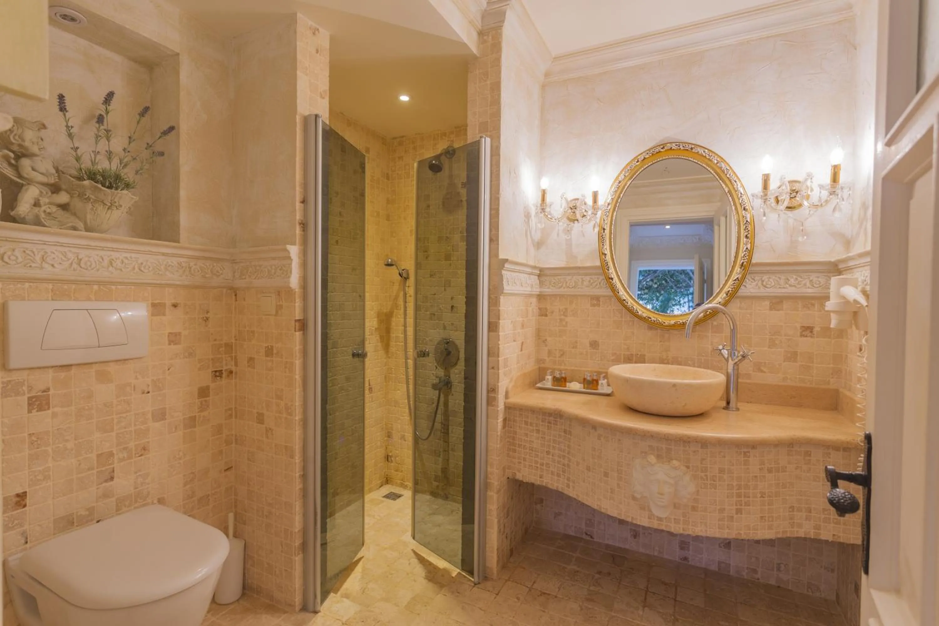 Shower in Lukka Exclusive Hotel – Adult Only +12