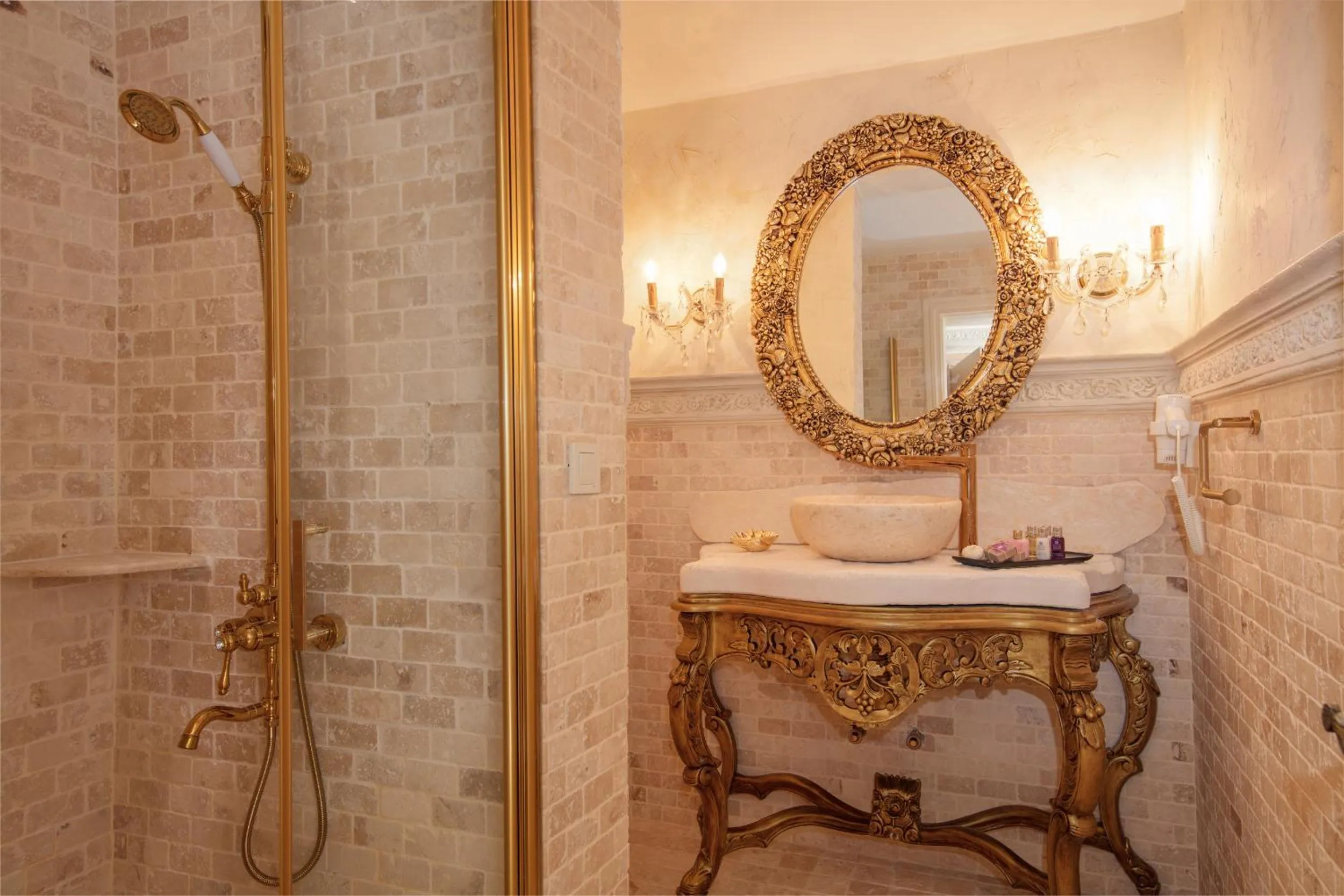 Shower in Lukka Exclusive Hotel – Adult Only +12