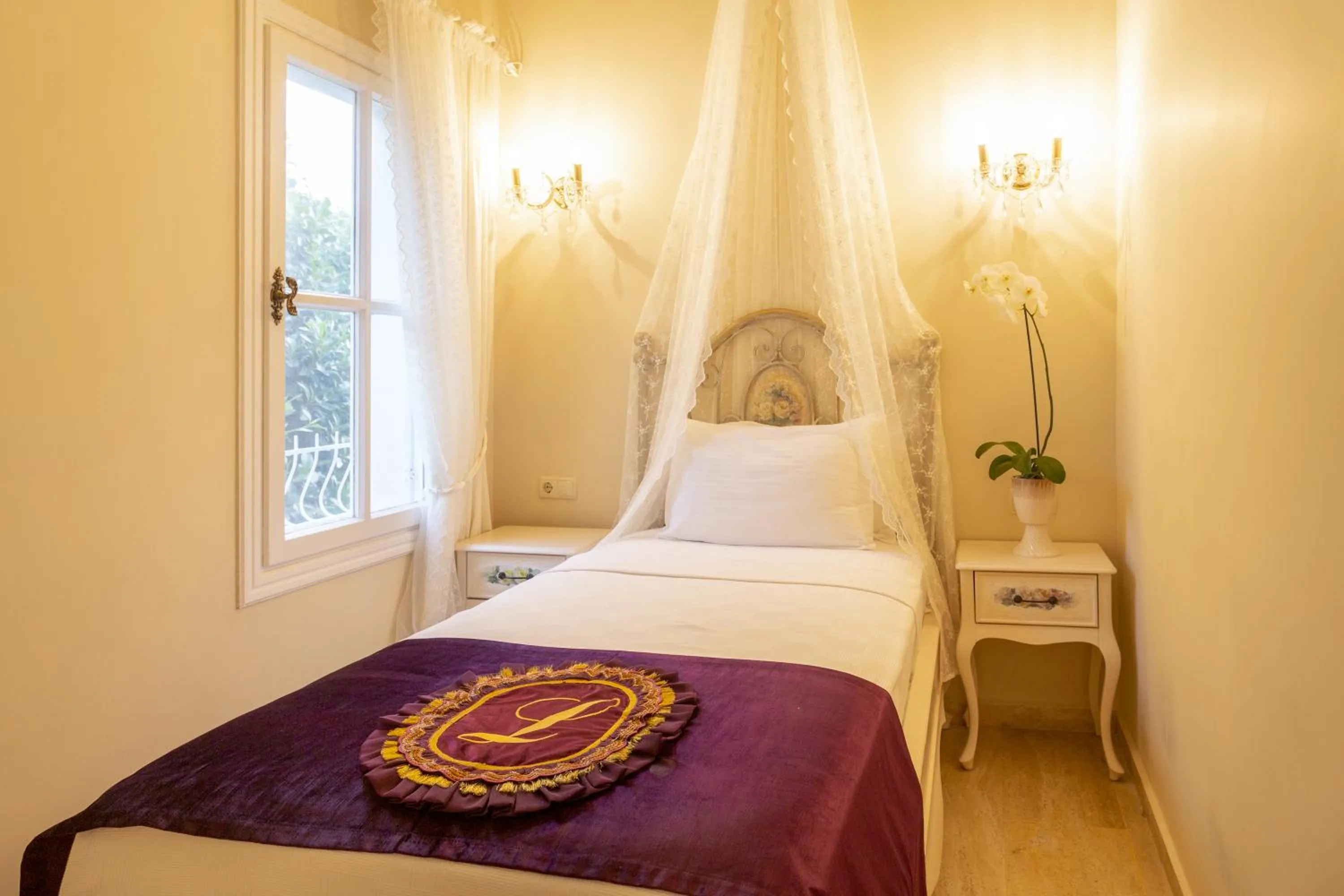 Bed in Lukka Exclusive Hotel – Adult Only +12