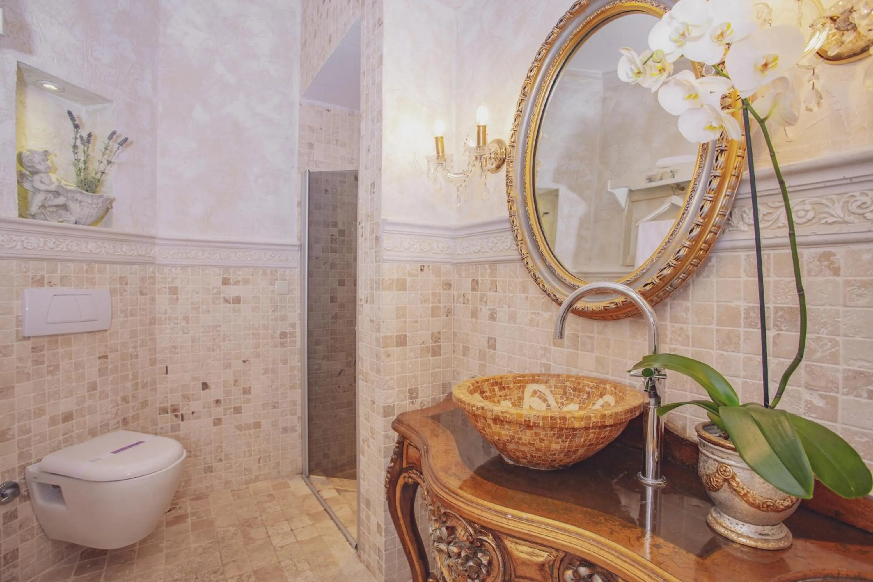 Shower in Lukka Exclusive Hotel – Adult Only +12