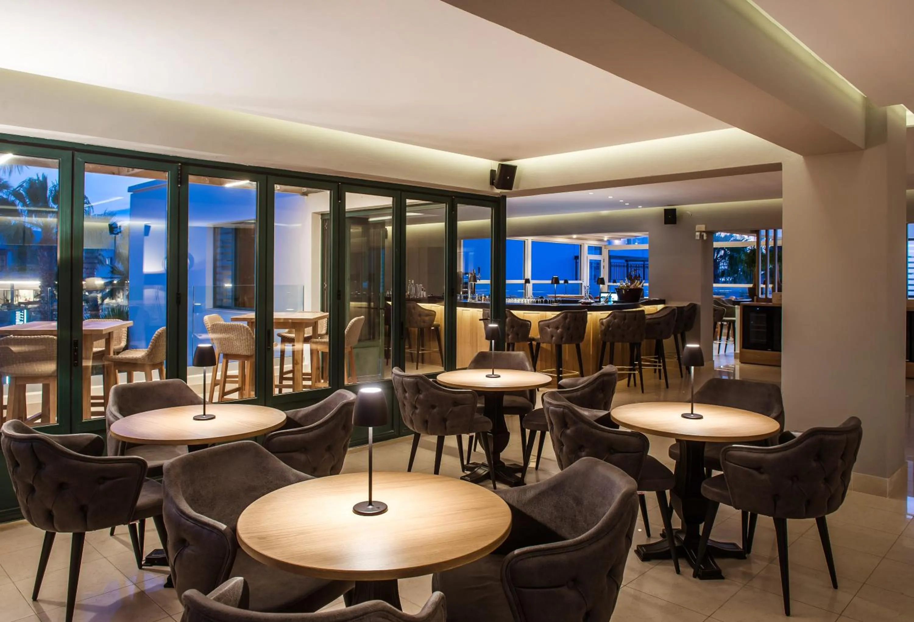 Lounge or bar in Gouves Waterpark Holiday Resort