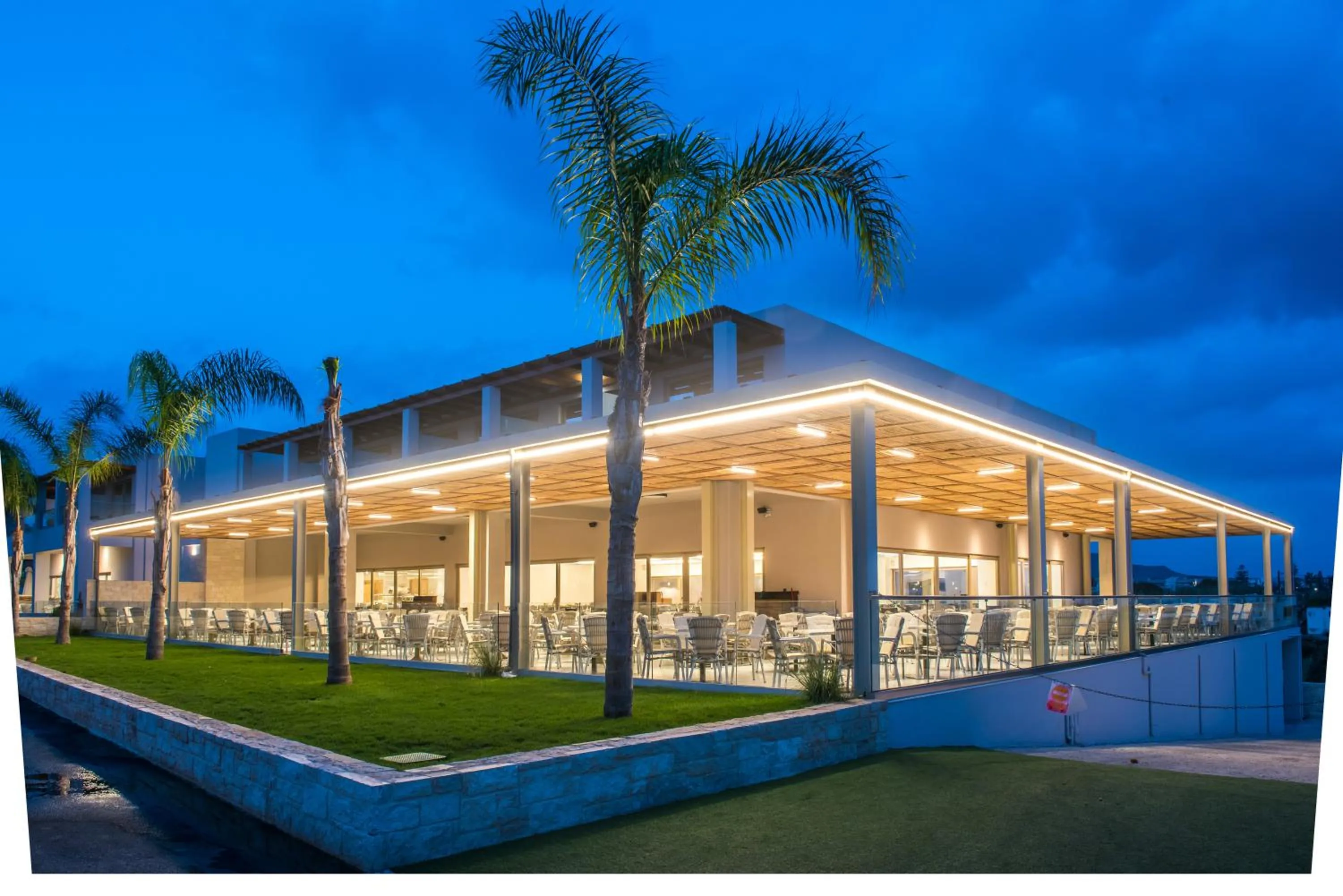 Dining area in Gouves Waterpark Holiday Resort