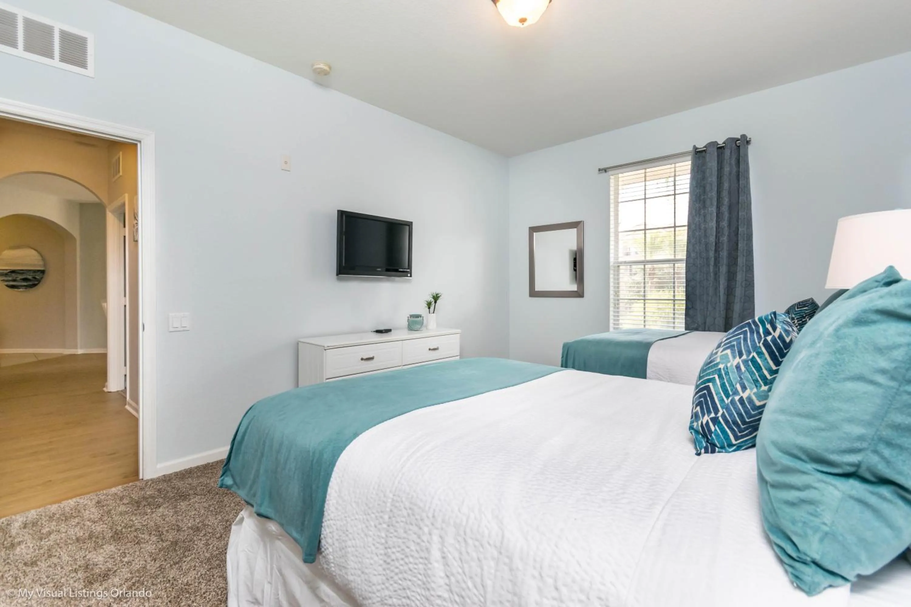 Bed in Spacious Condo Near Convention Ctr & I-Drive, Pool