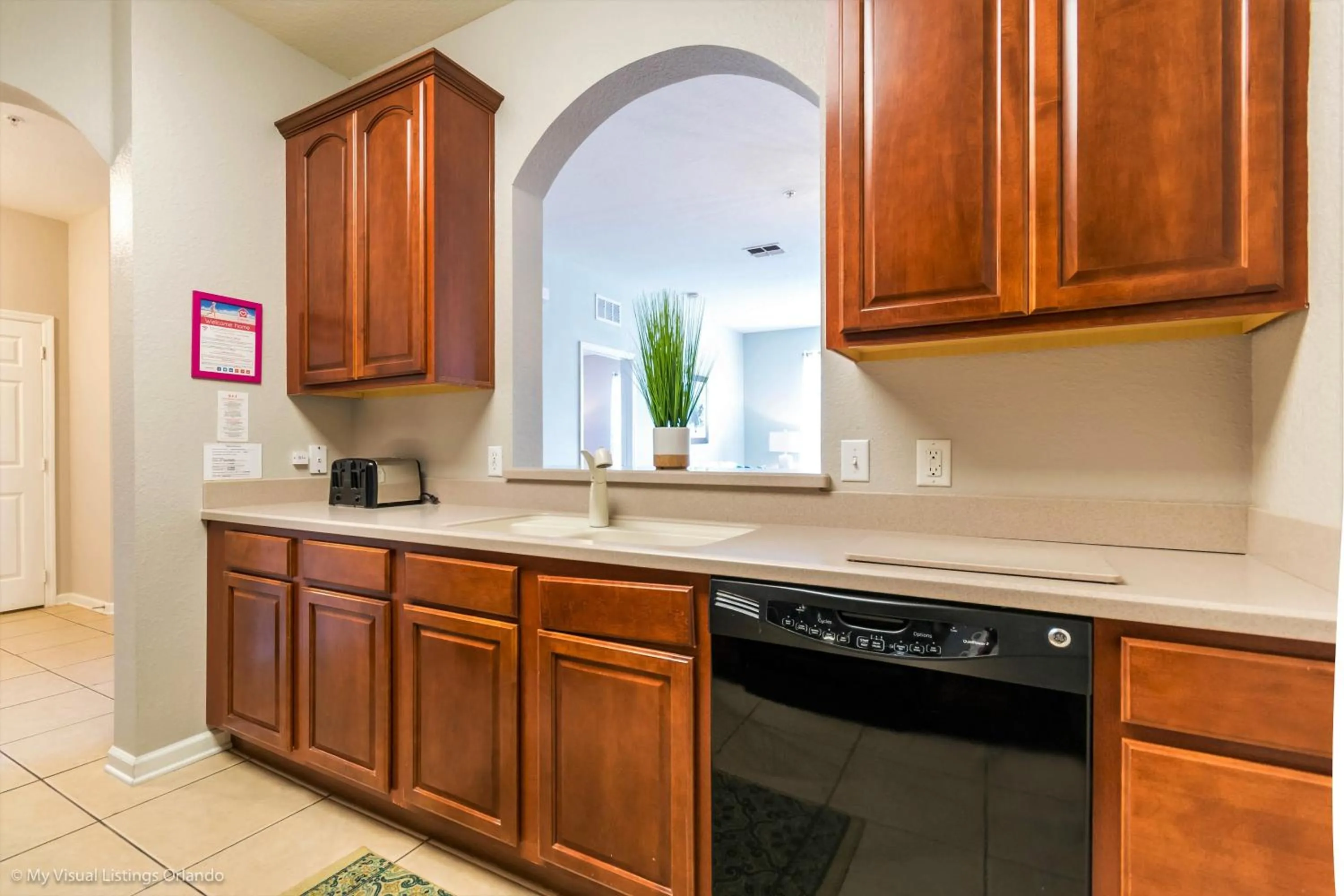 Spacious Condo Near Convention Ctr & I-Drive, Pool