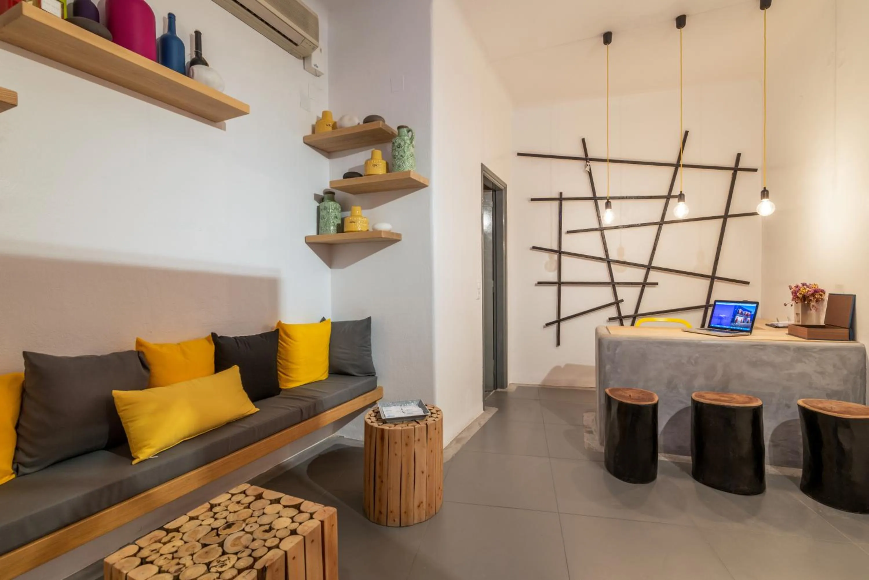 Decorative detail in Orpheas Rooms