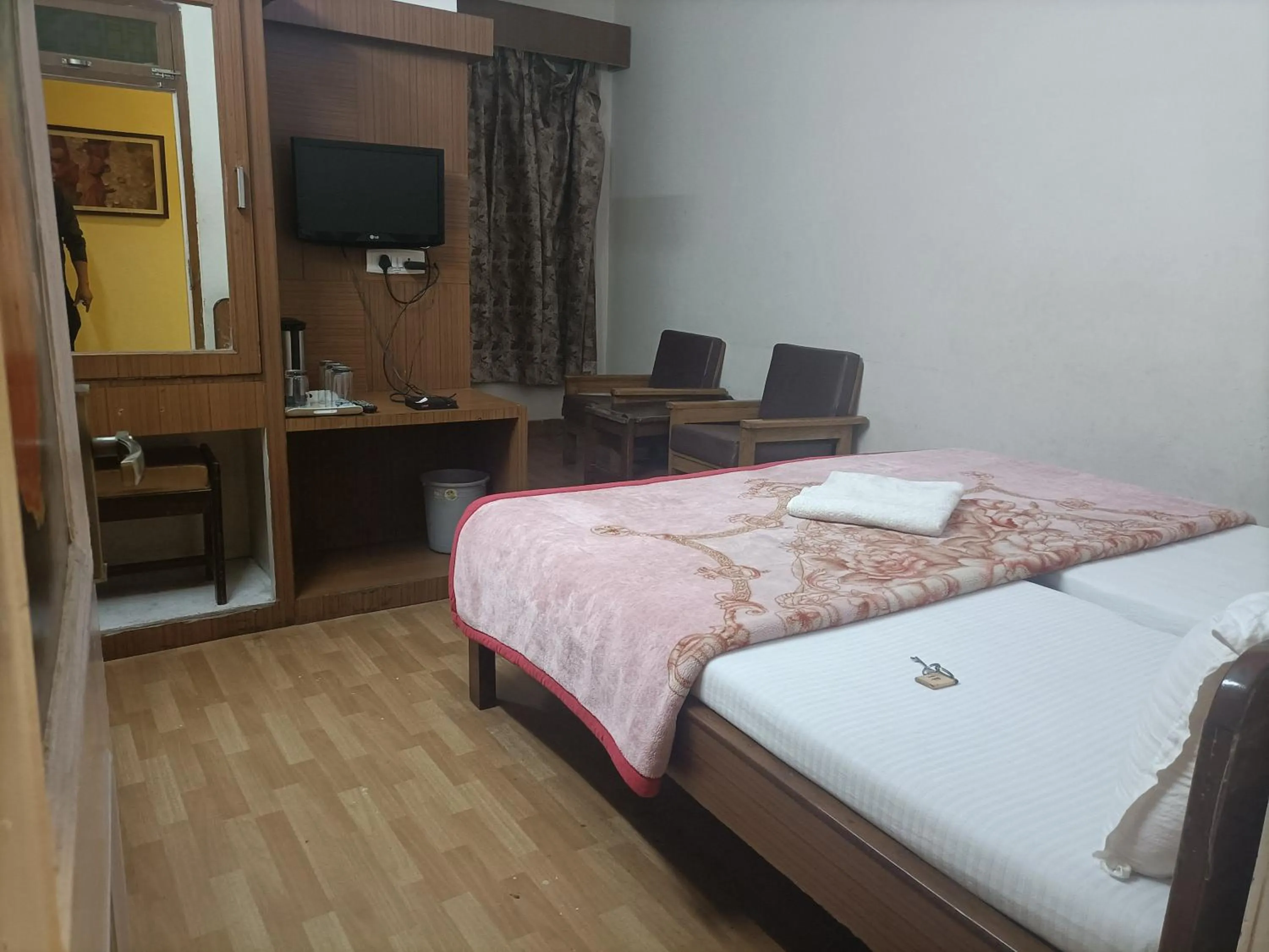 Bed in Hotel Midtown