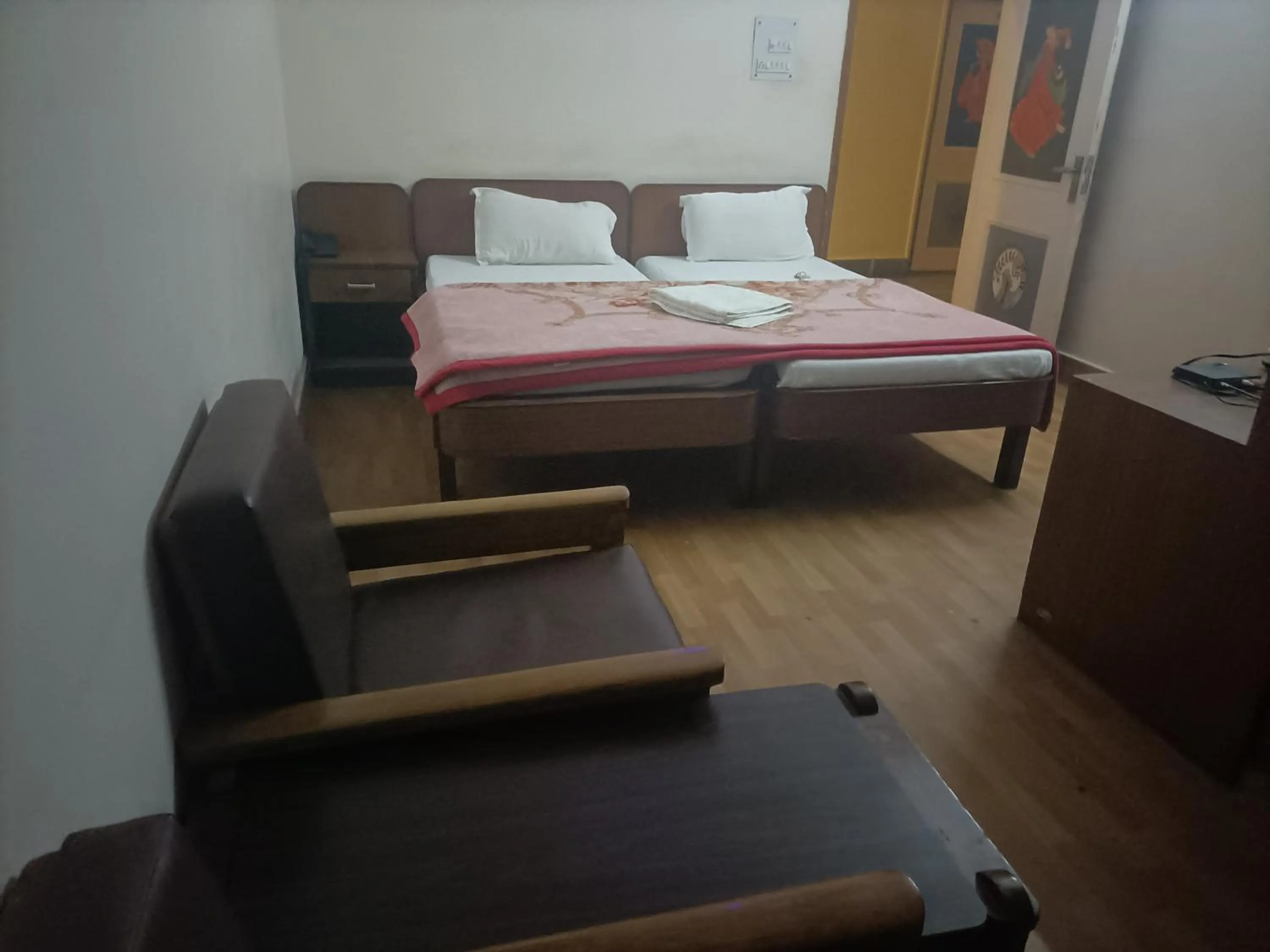 Bed in Hotel Midtown