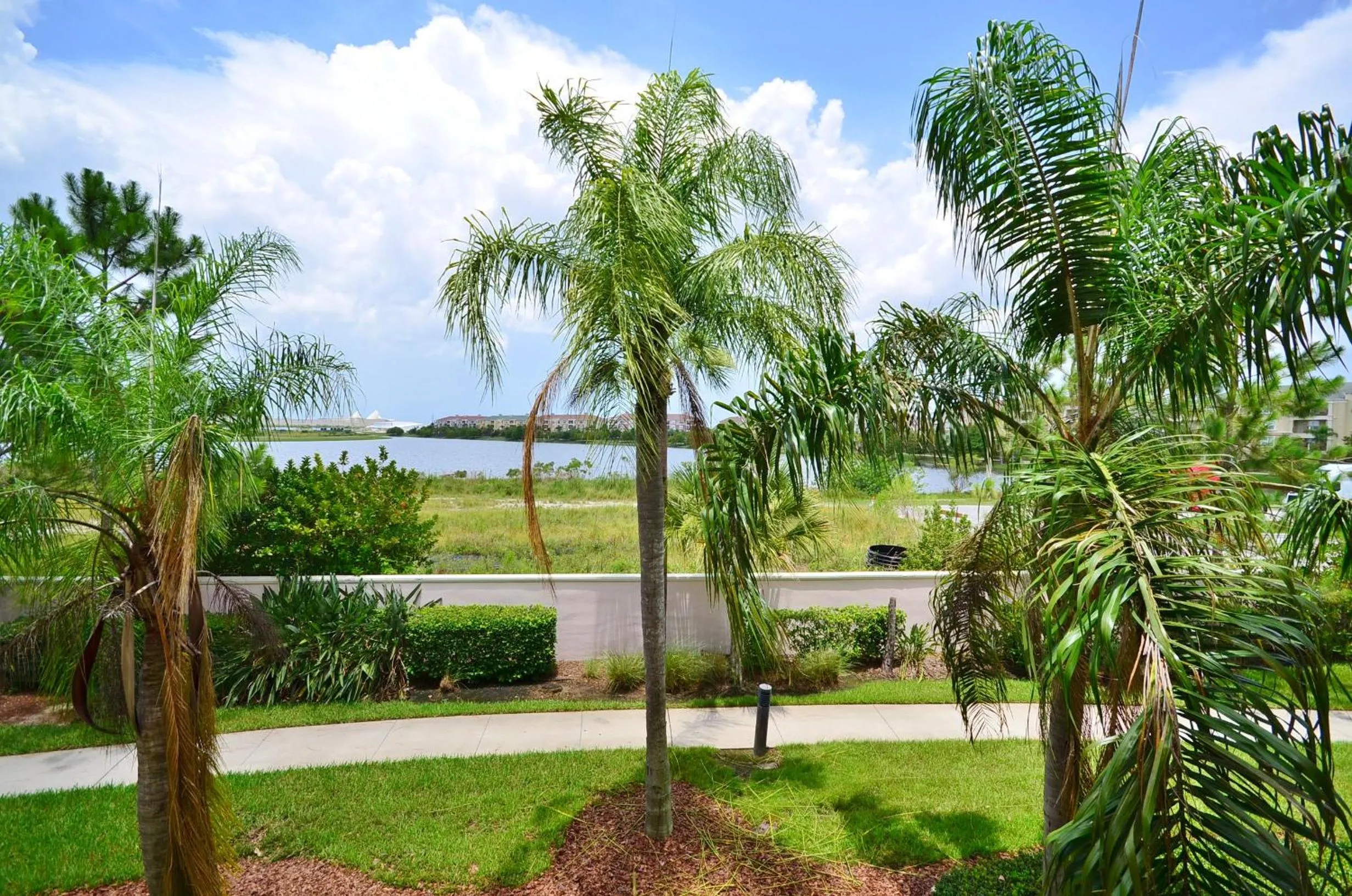 Newly Updated Condo w Scenic Resort View