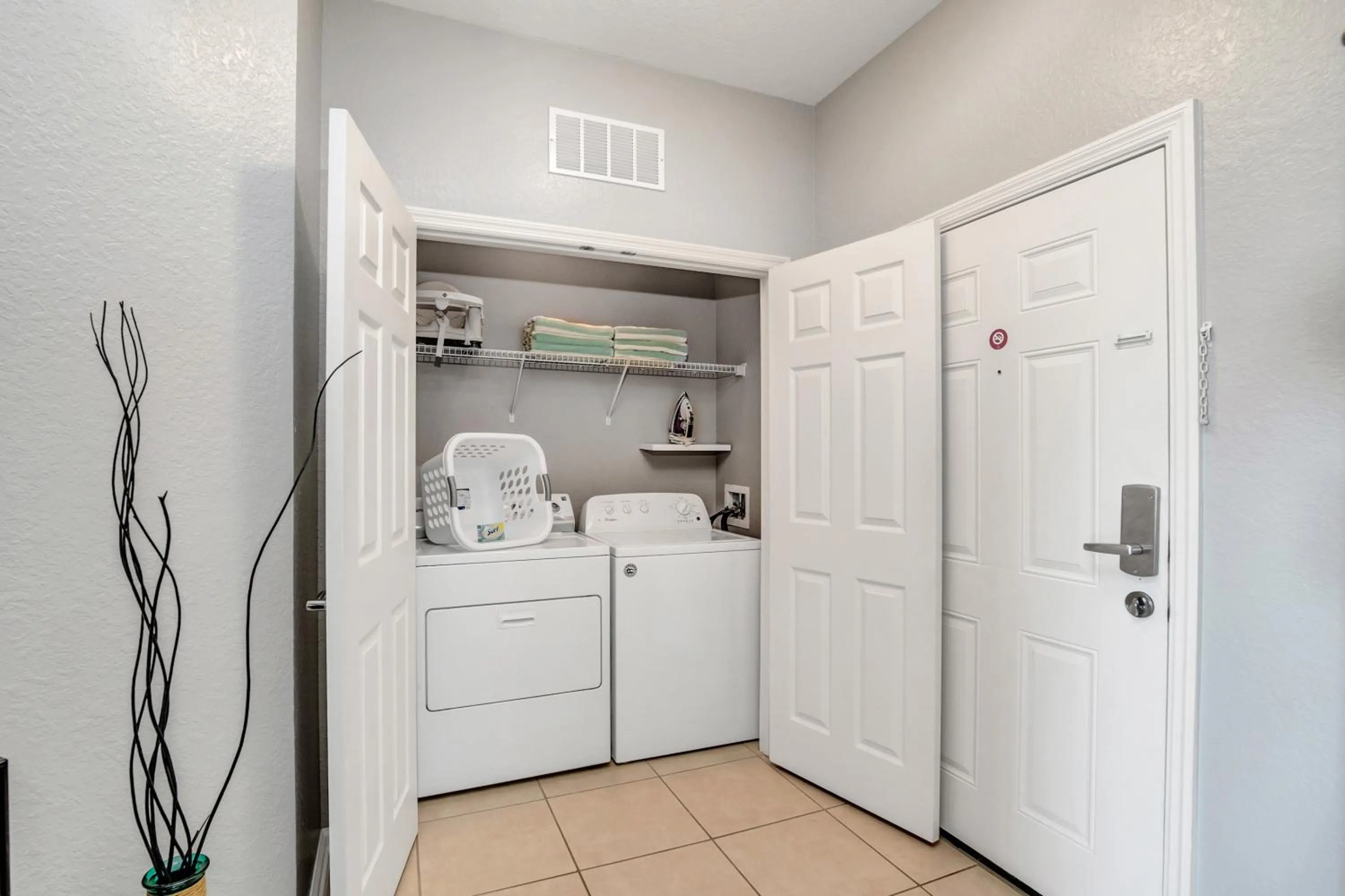 Newly Updated Condo w Scenic Resort View