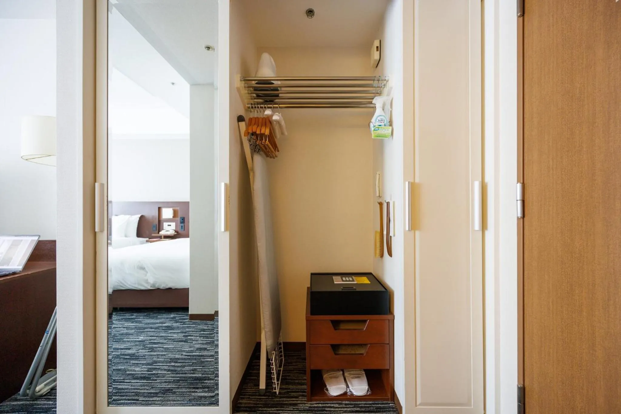 Photo of the whole room, Bed in ANA Crowne Plaza Yonago by IHG