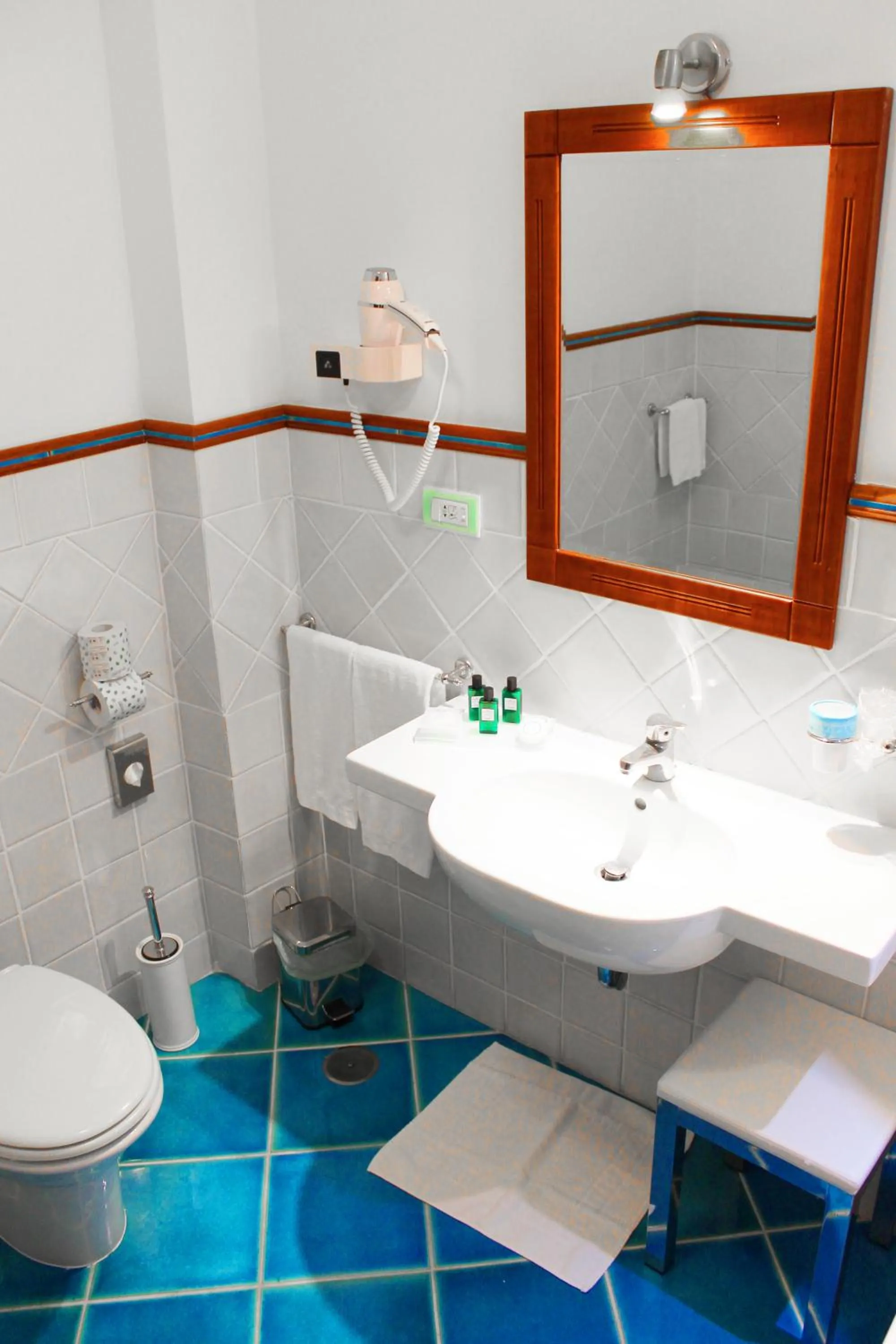 Bathroom in Hotel Pisacane