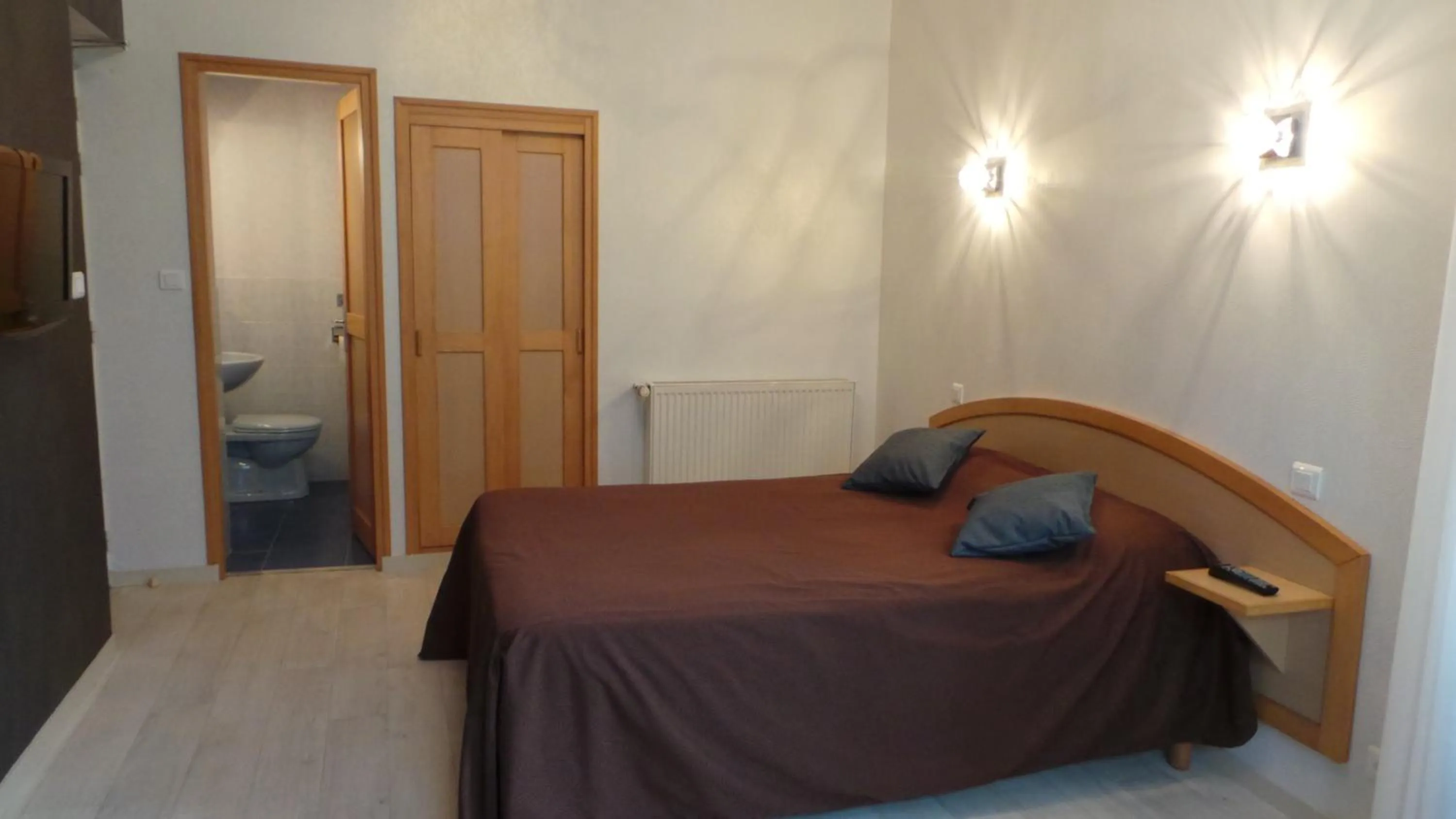 Photo of the whole room, Bed in Hotel La Renaissance