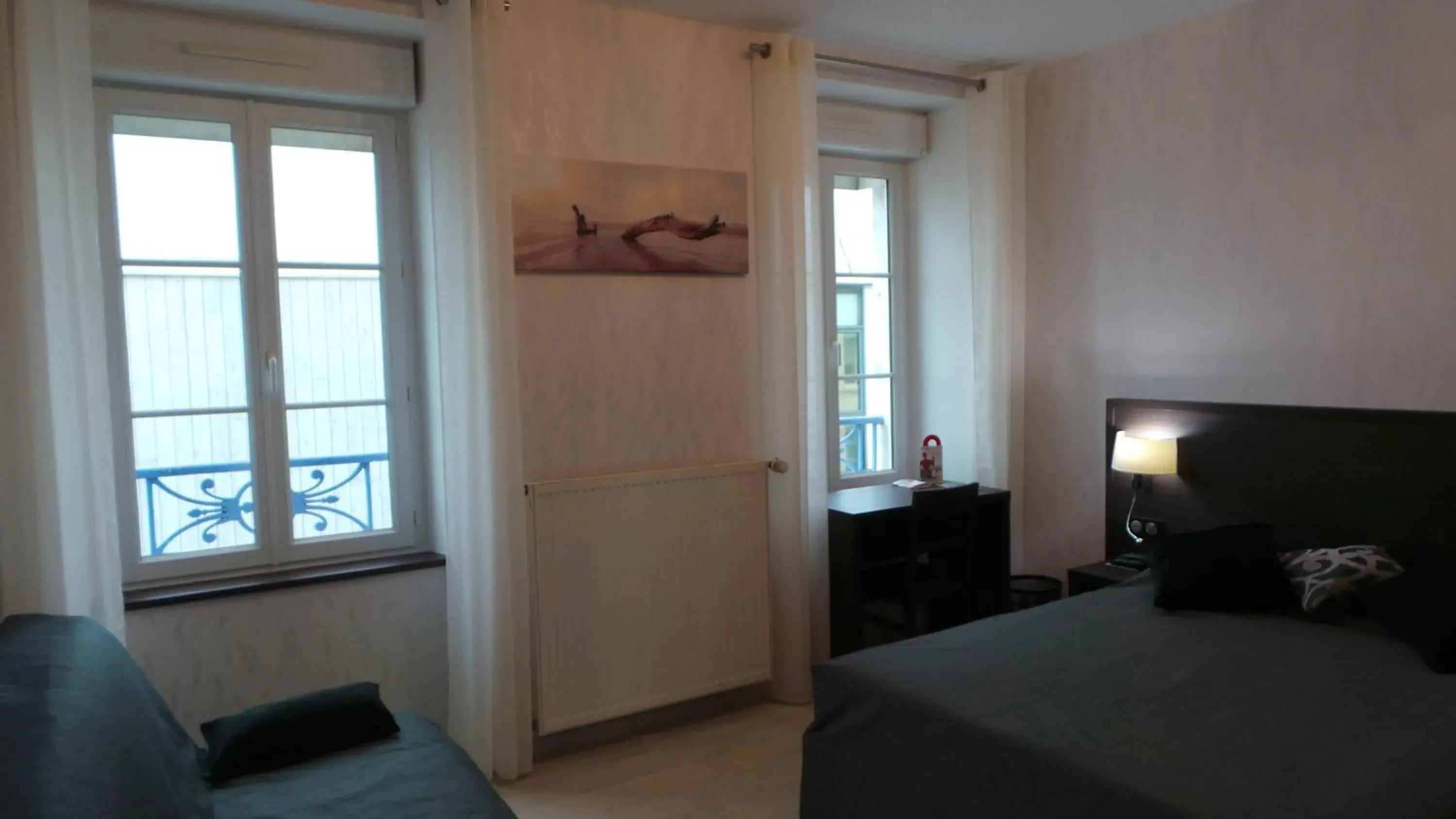 Superior Room in Hotel La Renaissance Superior Room in Hotel La Renaissance