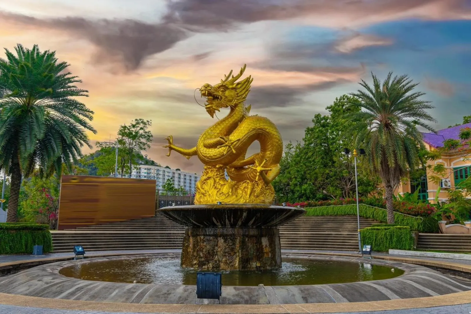 Nearby landmark in FunDee Boutique Hotel