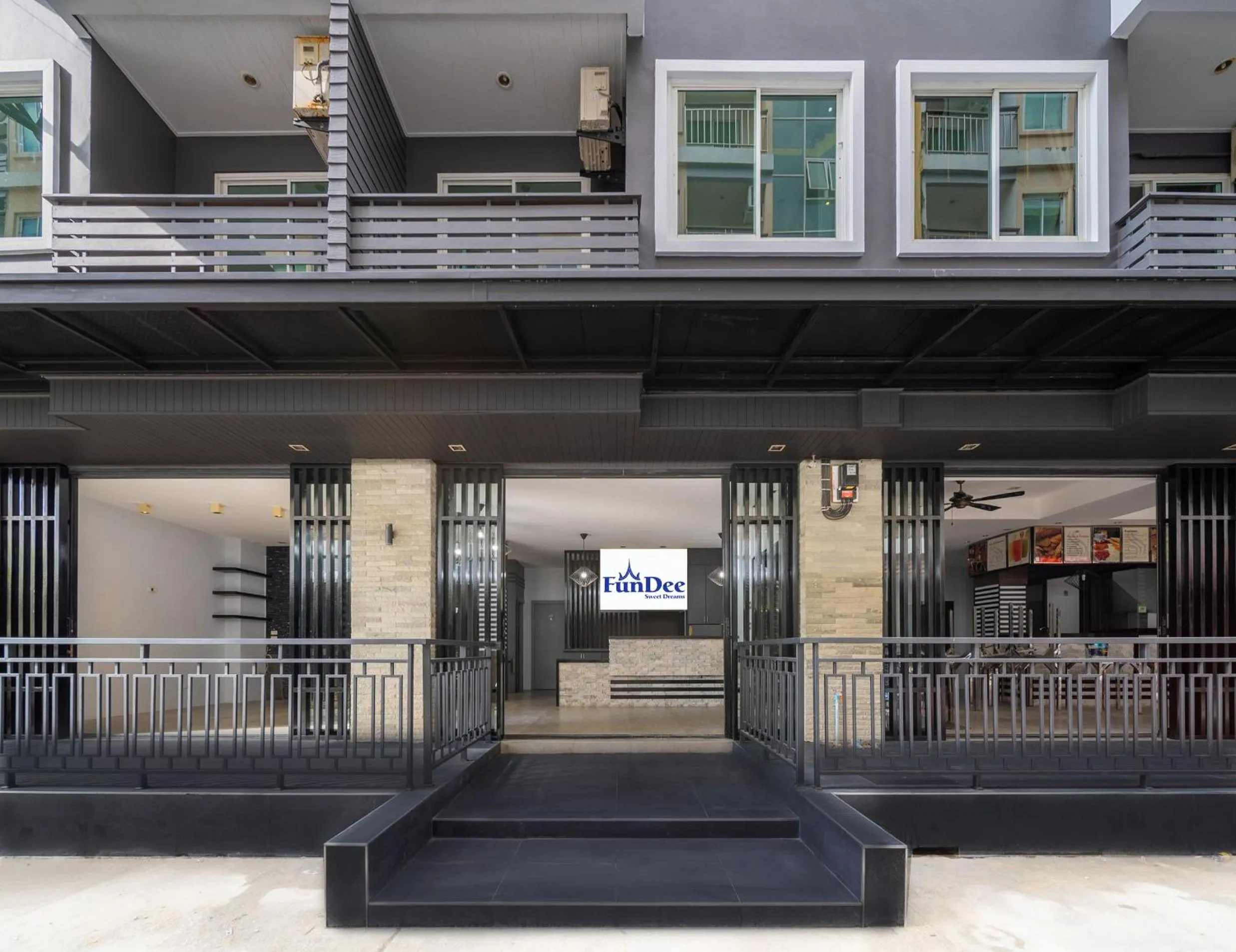 Property building in FunDee Boutique Hotel