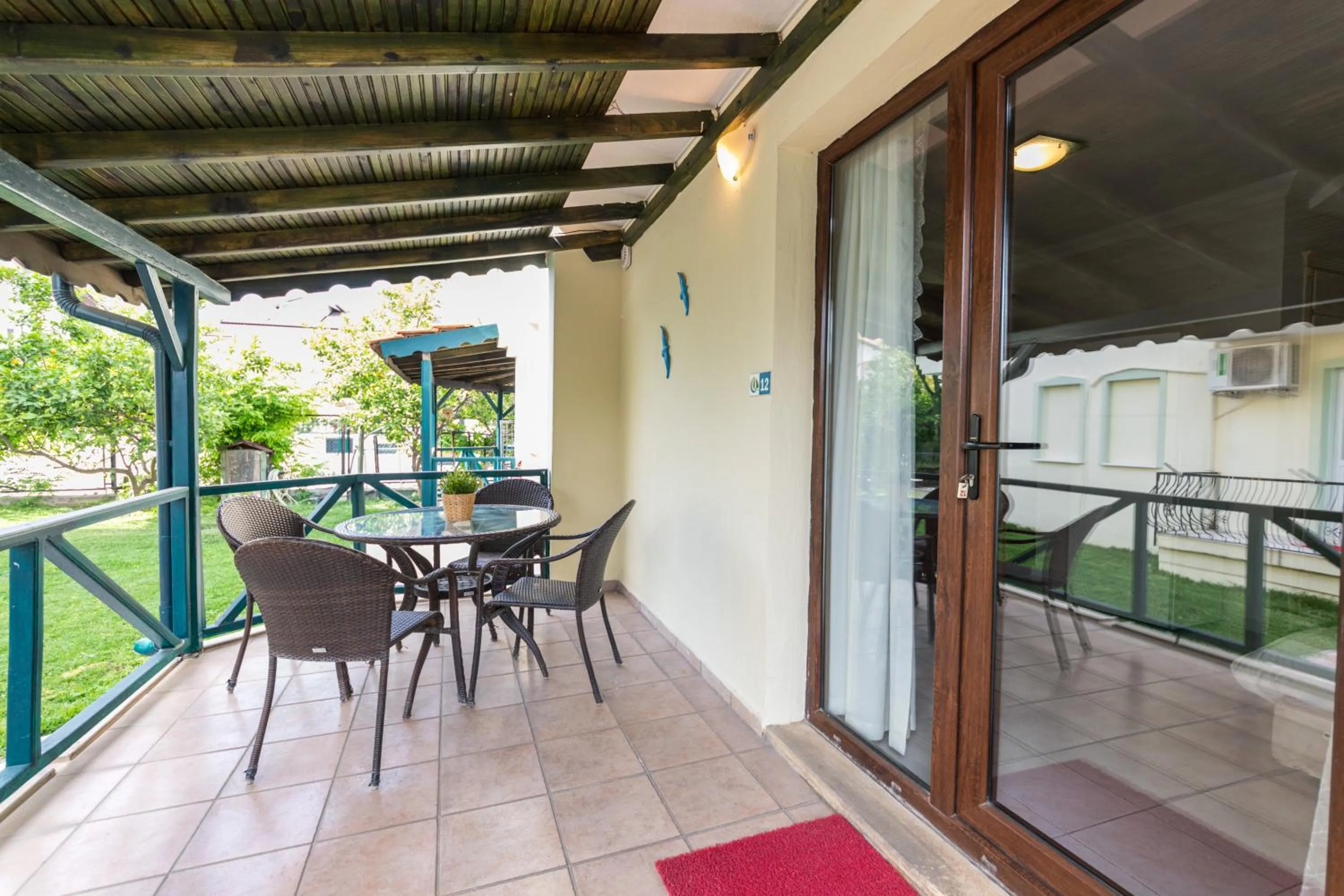 Balcony/Terrace in Dedeminn Garden Hotel