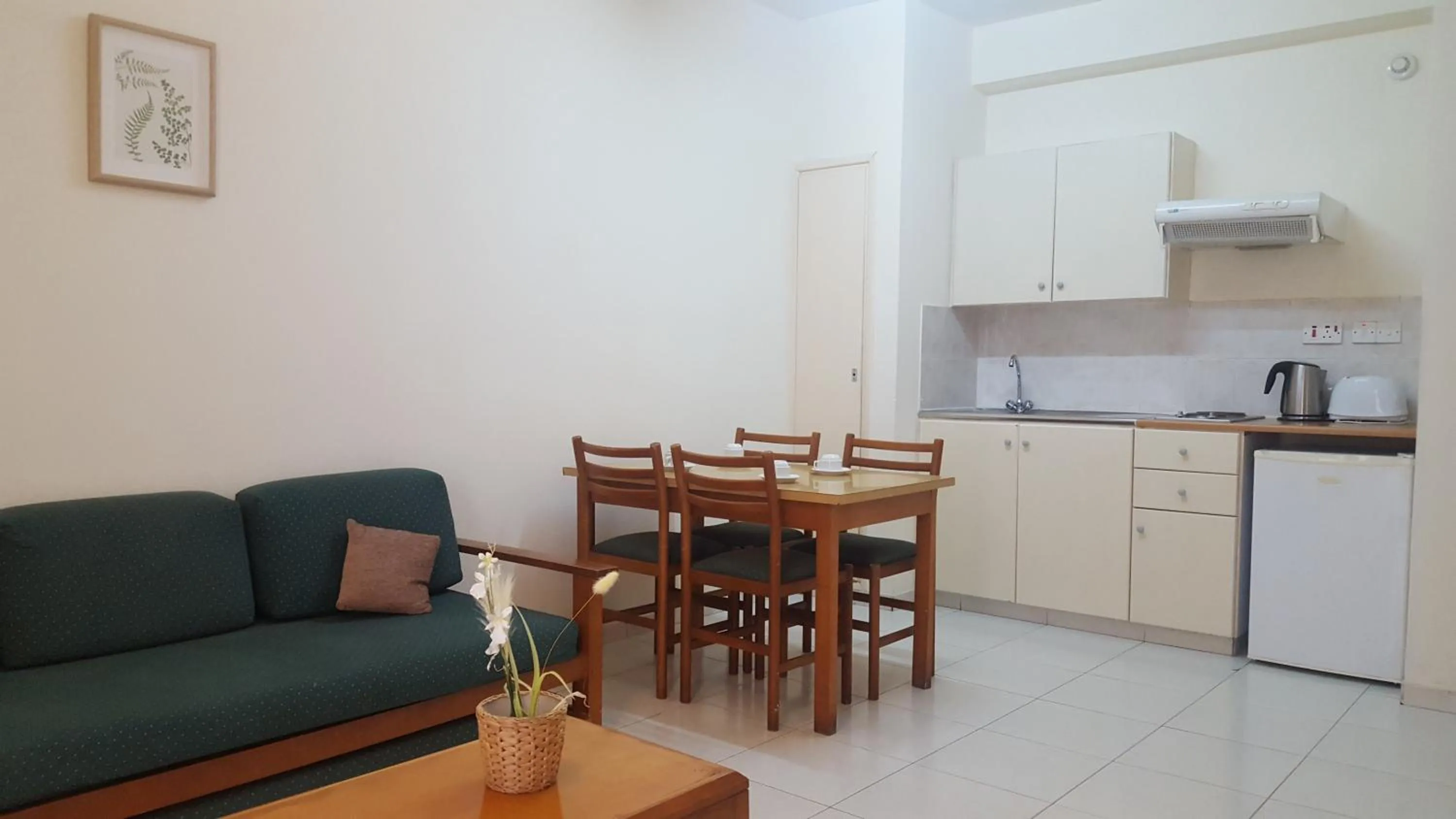 Kitchen or kitchenette in Mandalena Hotel Apartments