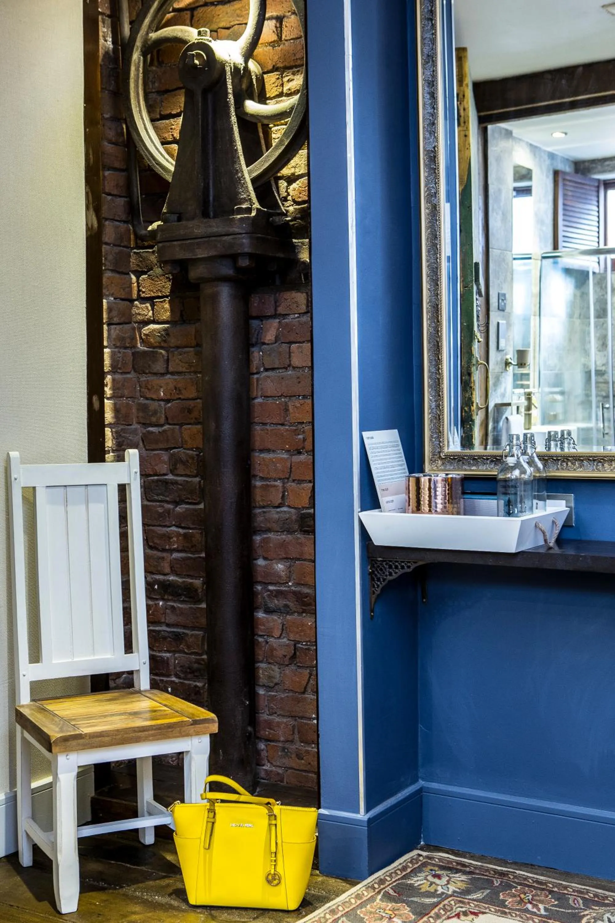 The Cow Hollow Hotel