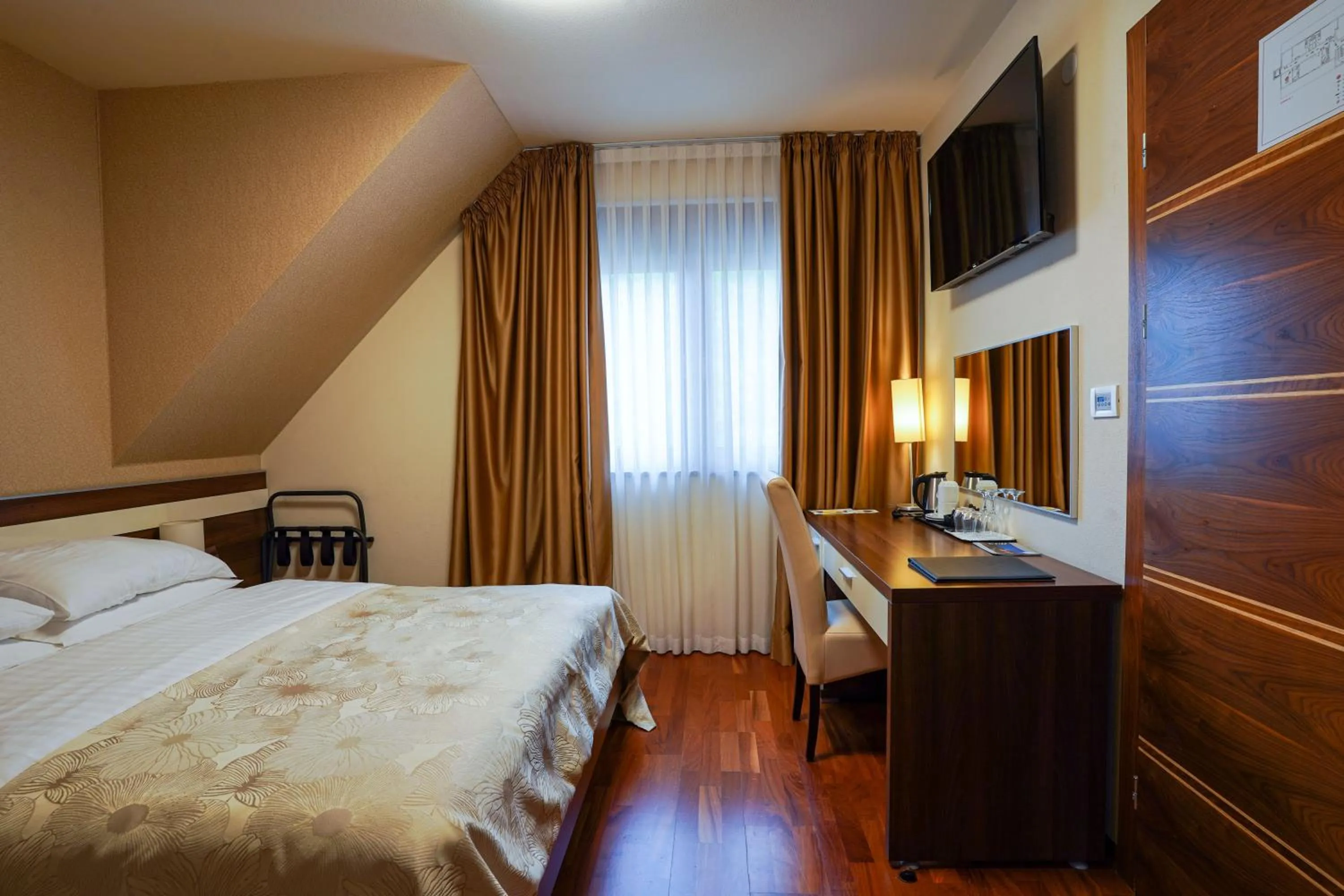 Bedroom, Bed in Hotel Degenija