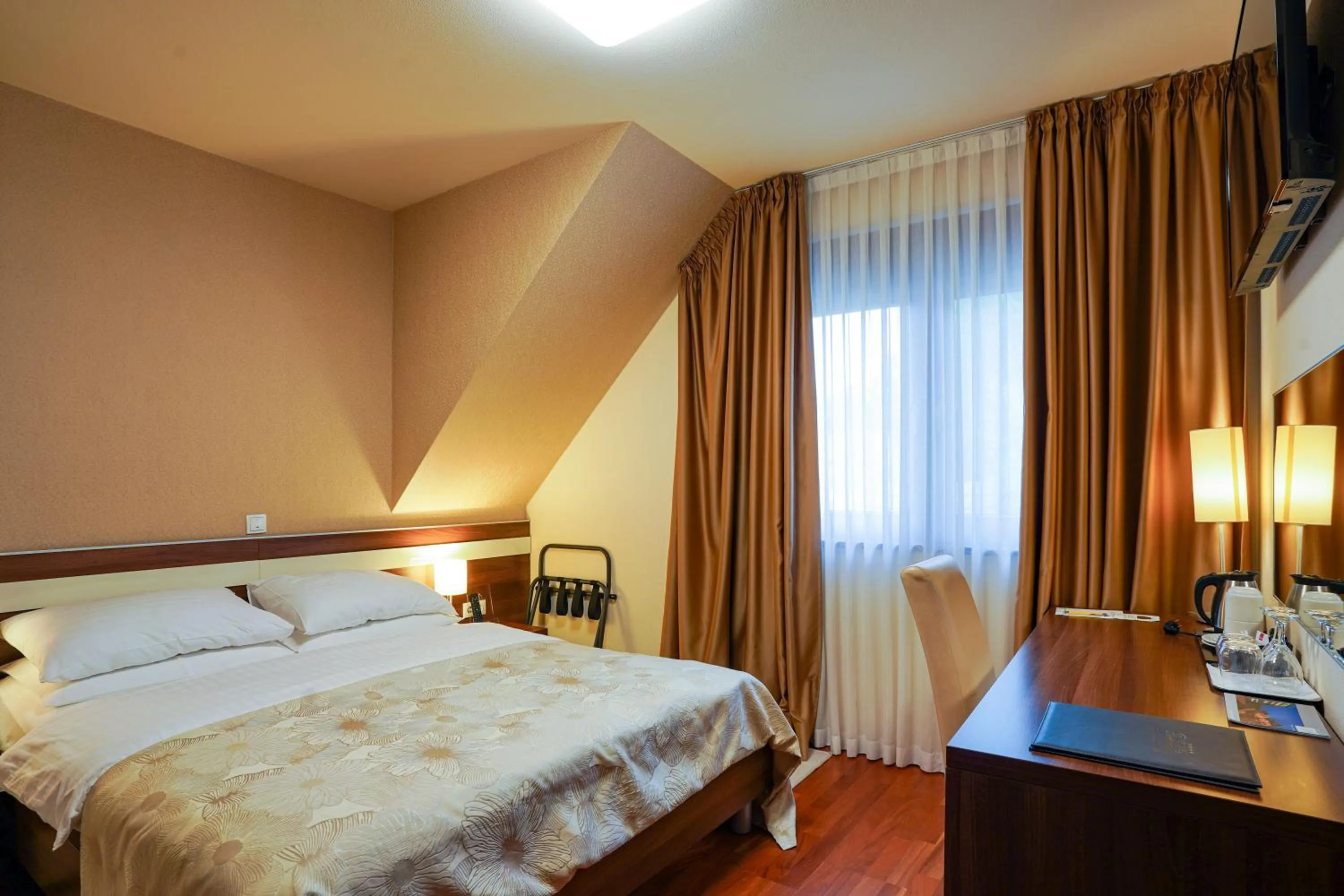 Bedroom, Bed in Hotel Degenija