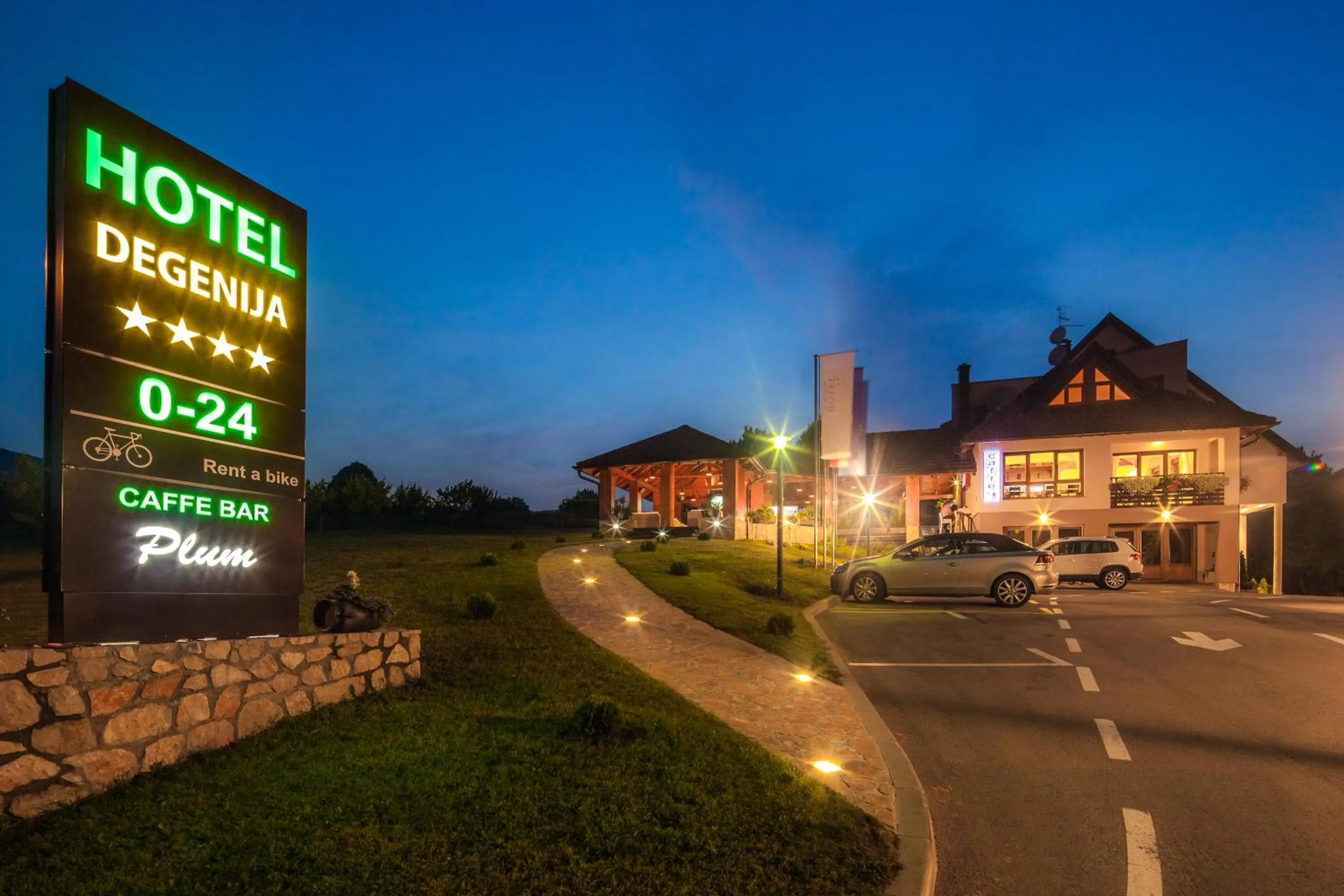 Facade/entrance in Hotel Degenija