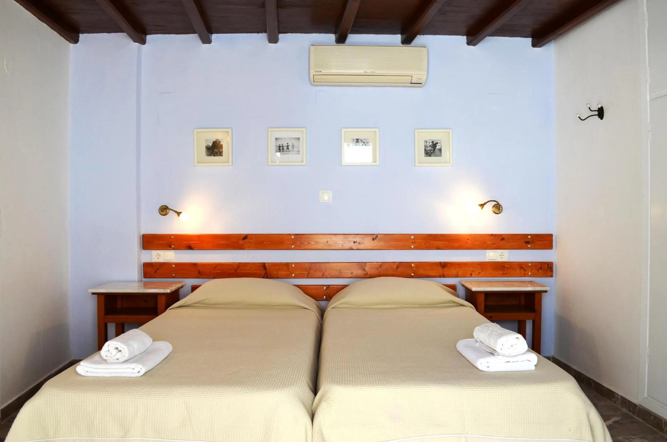 Photo of the whole room in Villa Pinelopi