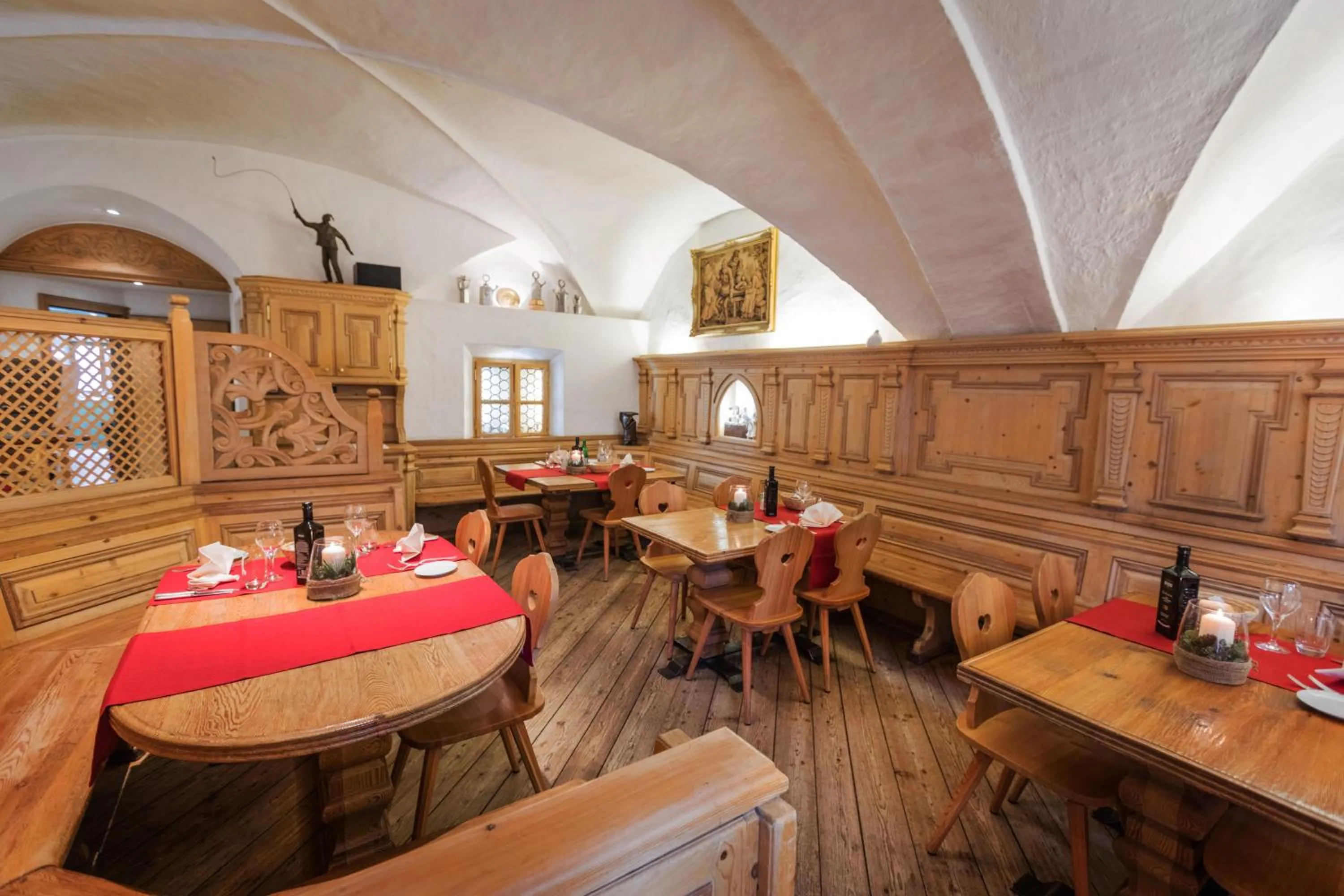 Restaurant/places to eat in Hotel Klarer