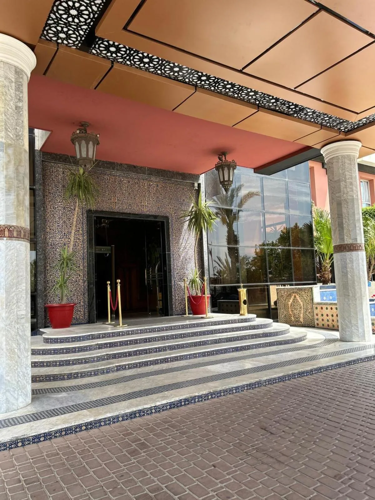 Facade/entrance in Zalagh Parc Palace