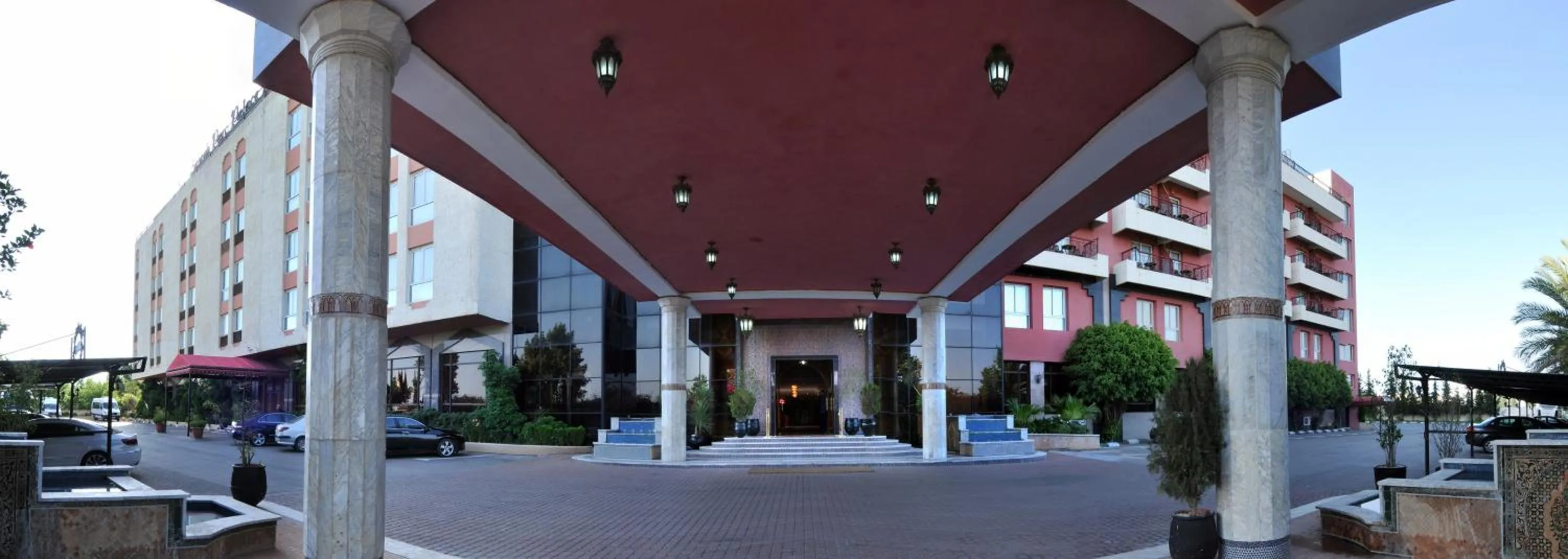 Facade/entrance in Zalagh Parc Palace