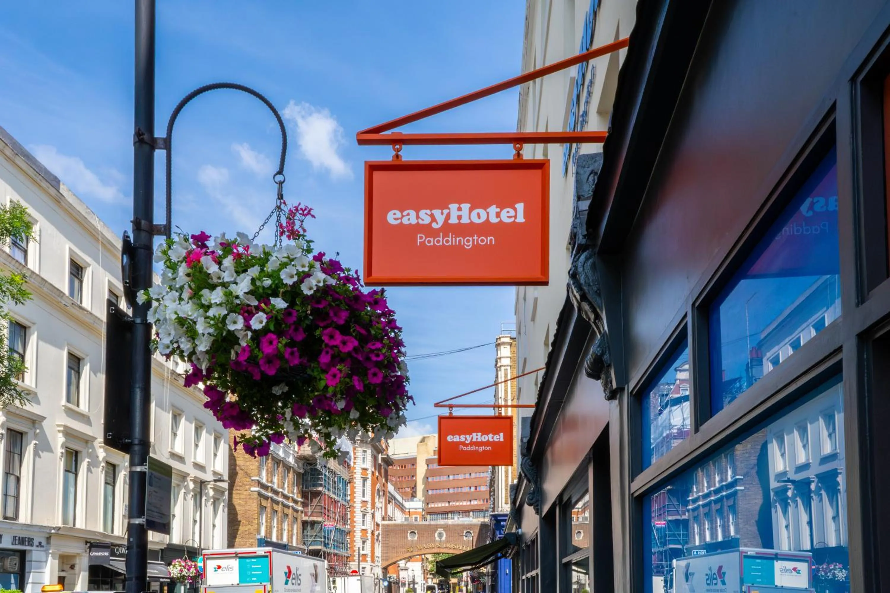 Property building in easyHotel Paddington