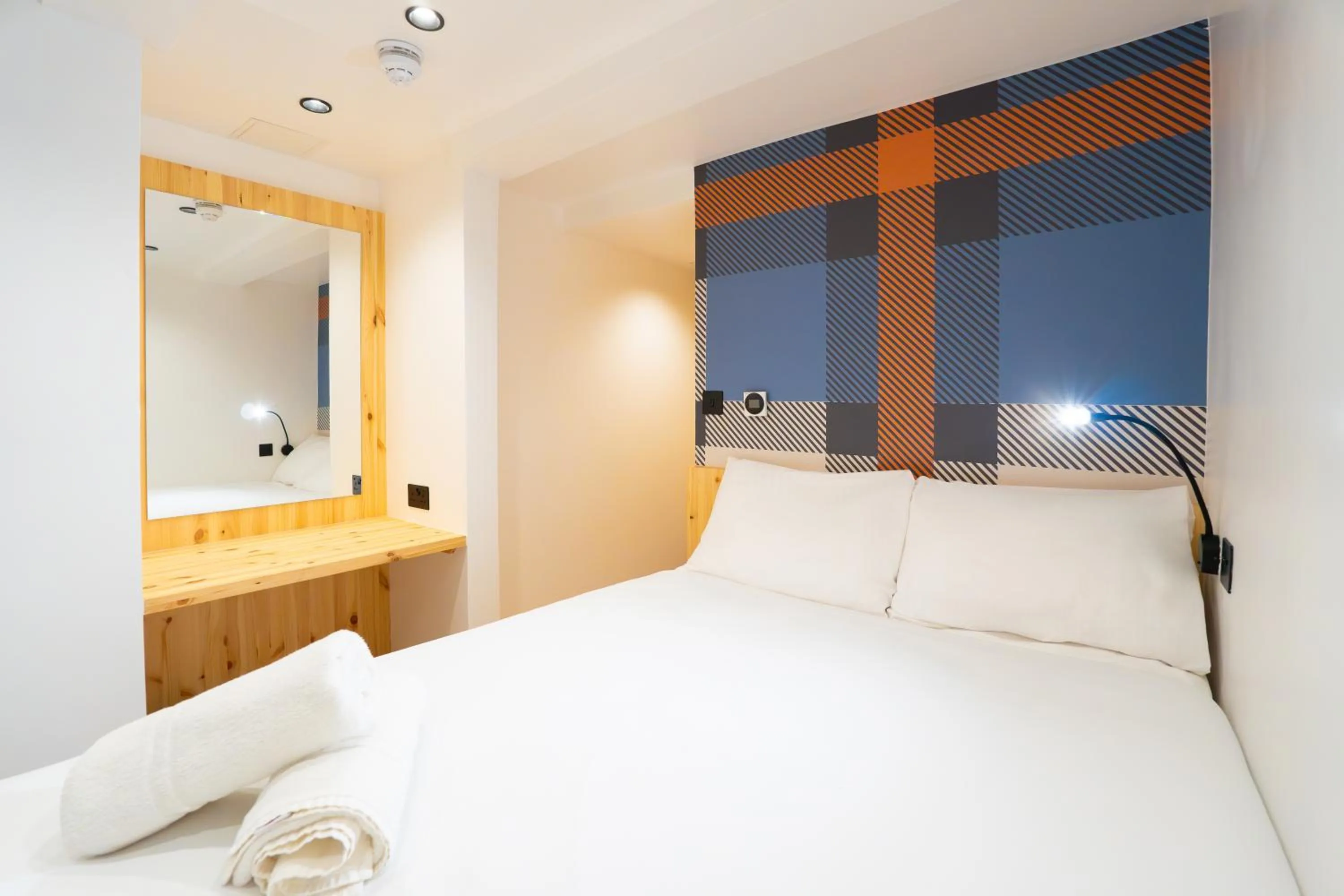 Bed in easyHotel Paddington