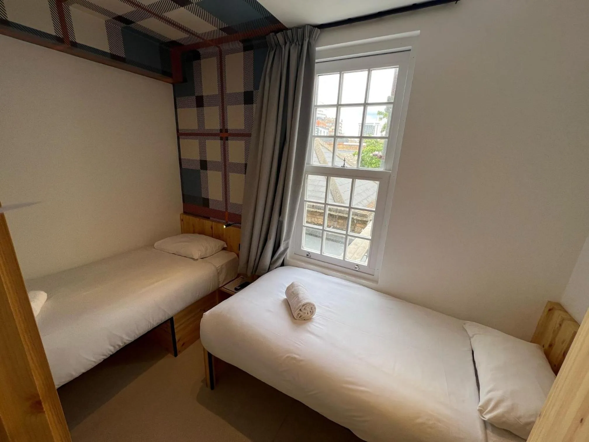 Twin Room with Window in easyHotel Paddington