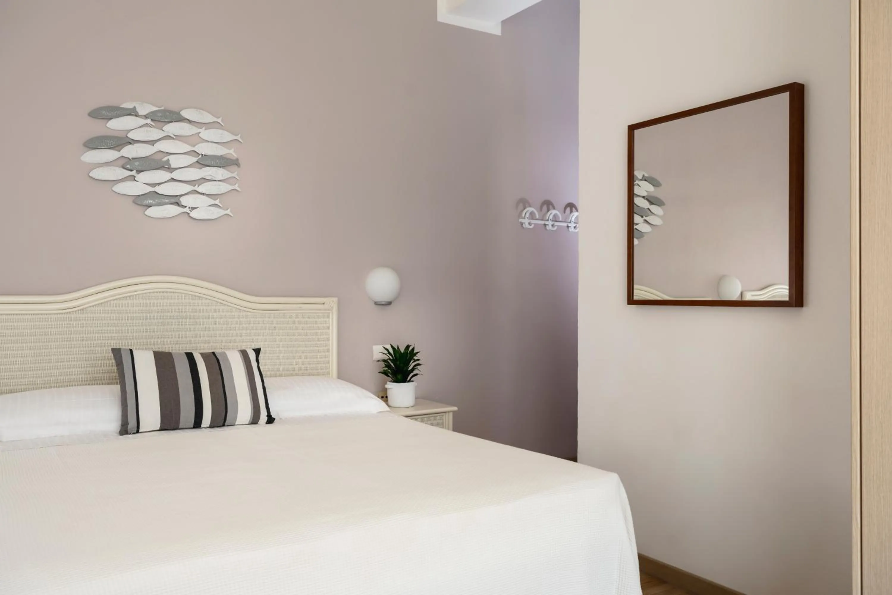 Bed in Hotel Roxy & Beach