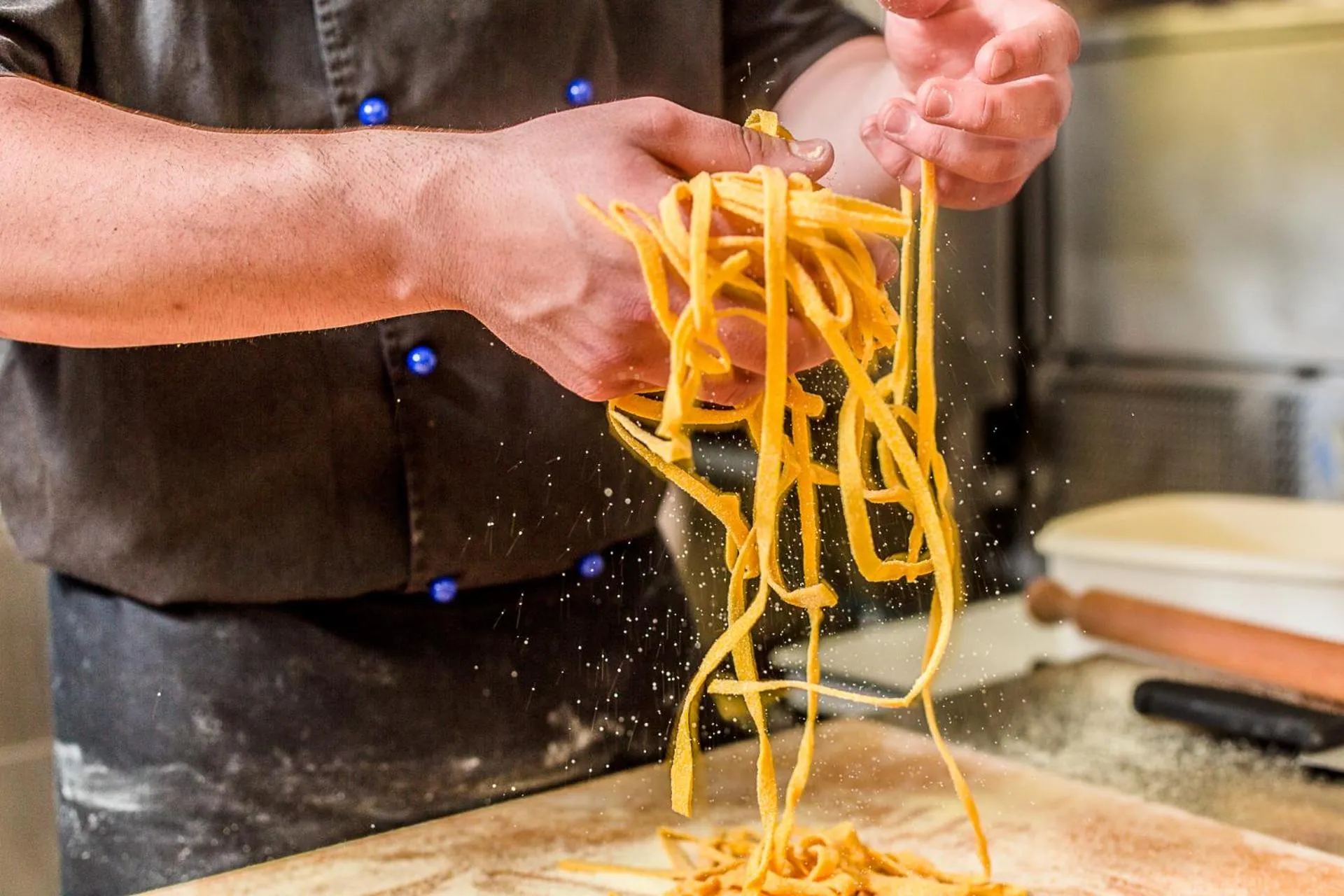 Restaurant/places to eat in Hotel Roxy & Beach