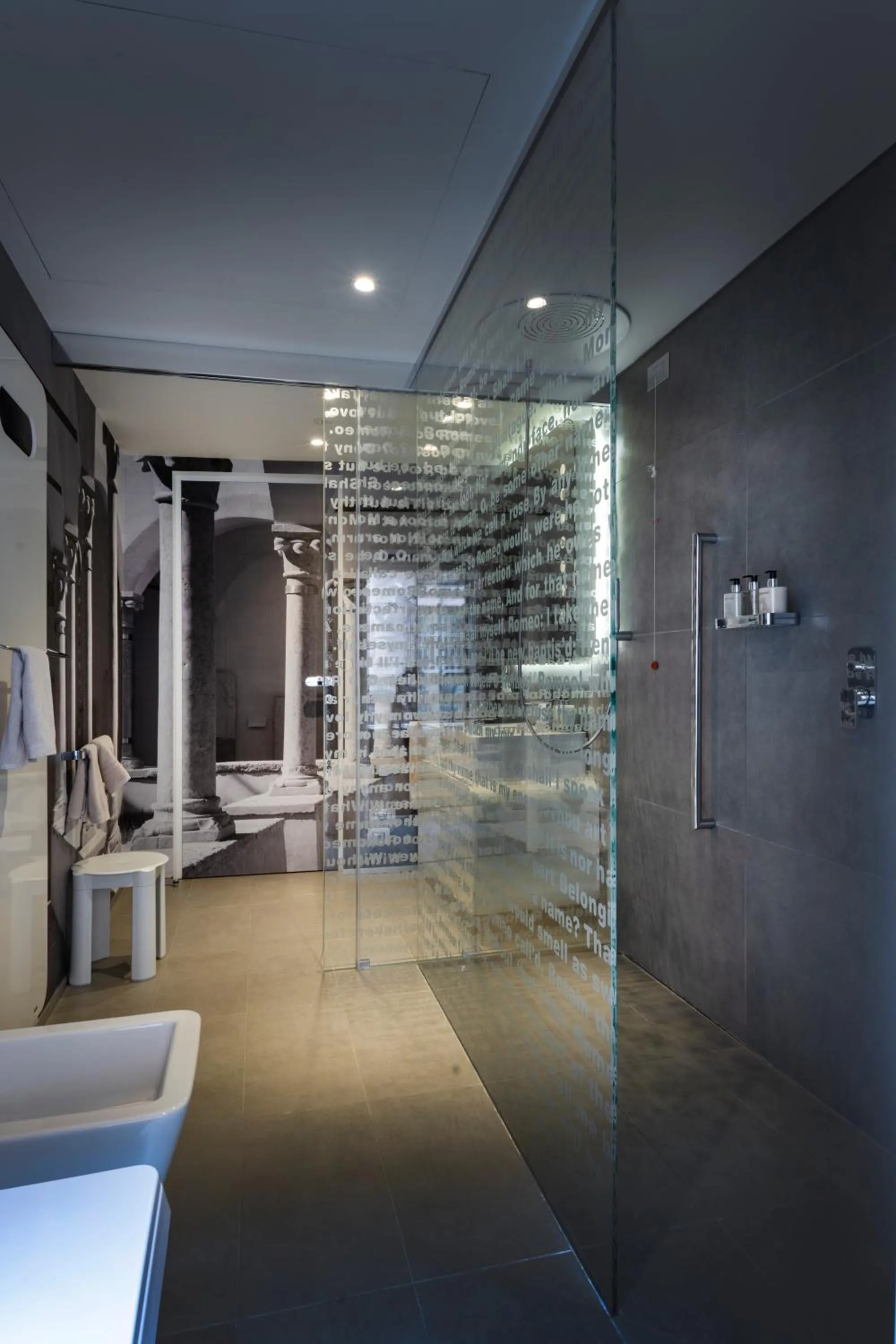 Bathroom in Lords of Verona Luxury Apartments