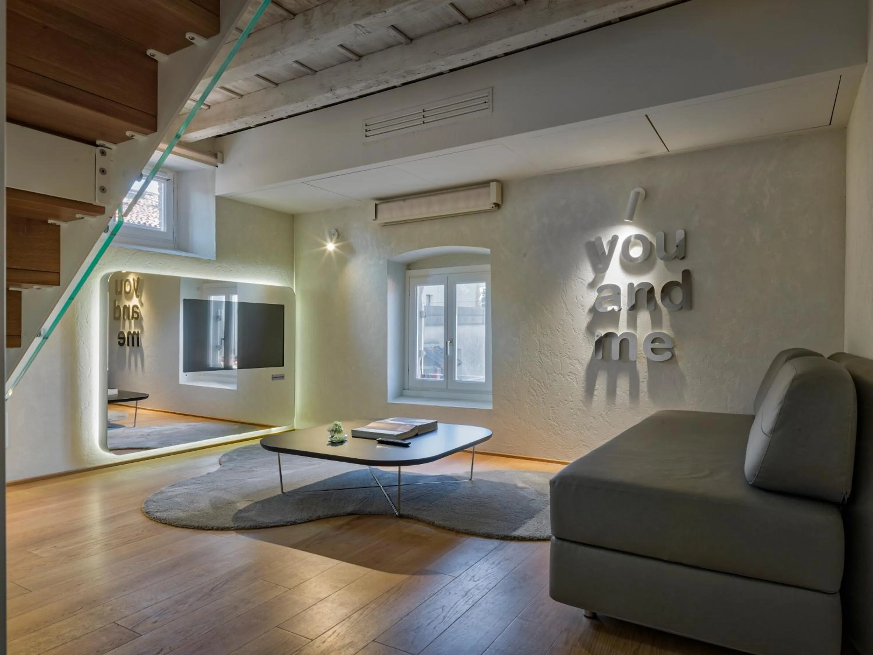 TV and multimedia in Lords of Verona Luxury Apartments