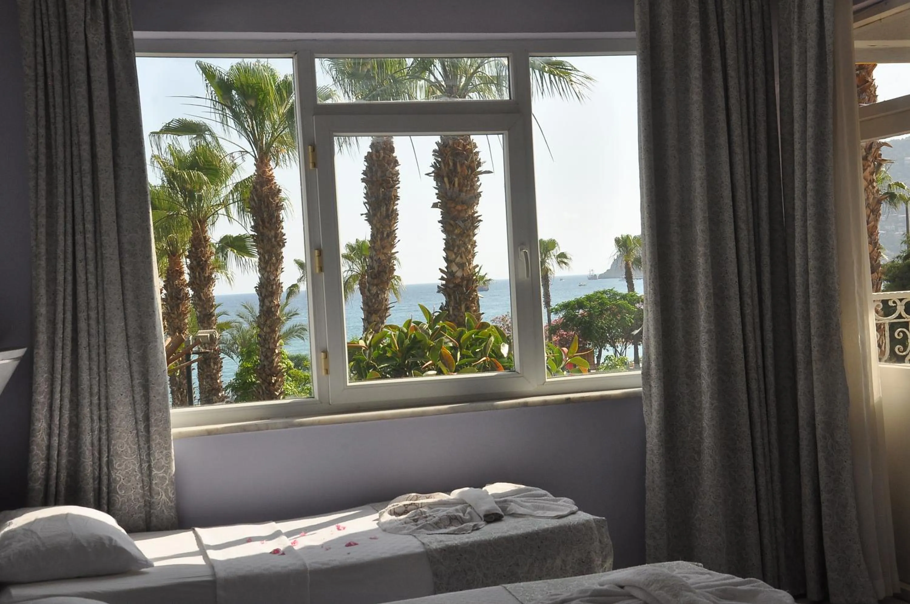 Bed in Resitalya Hotel