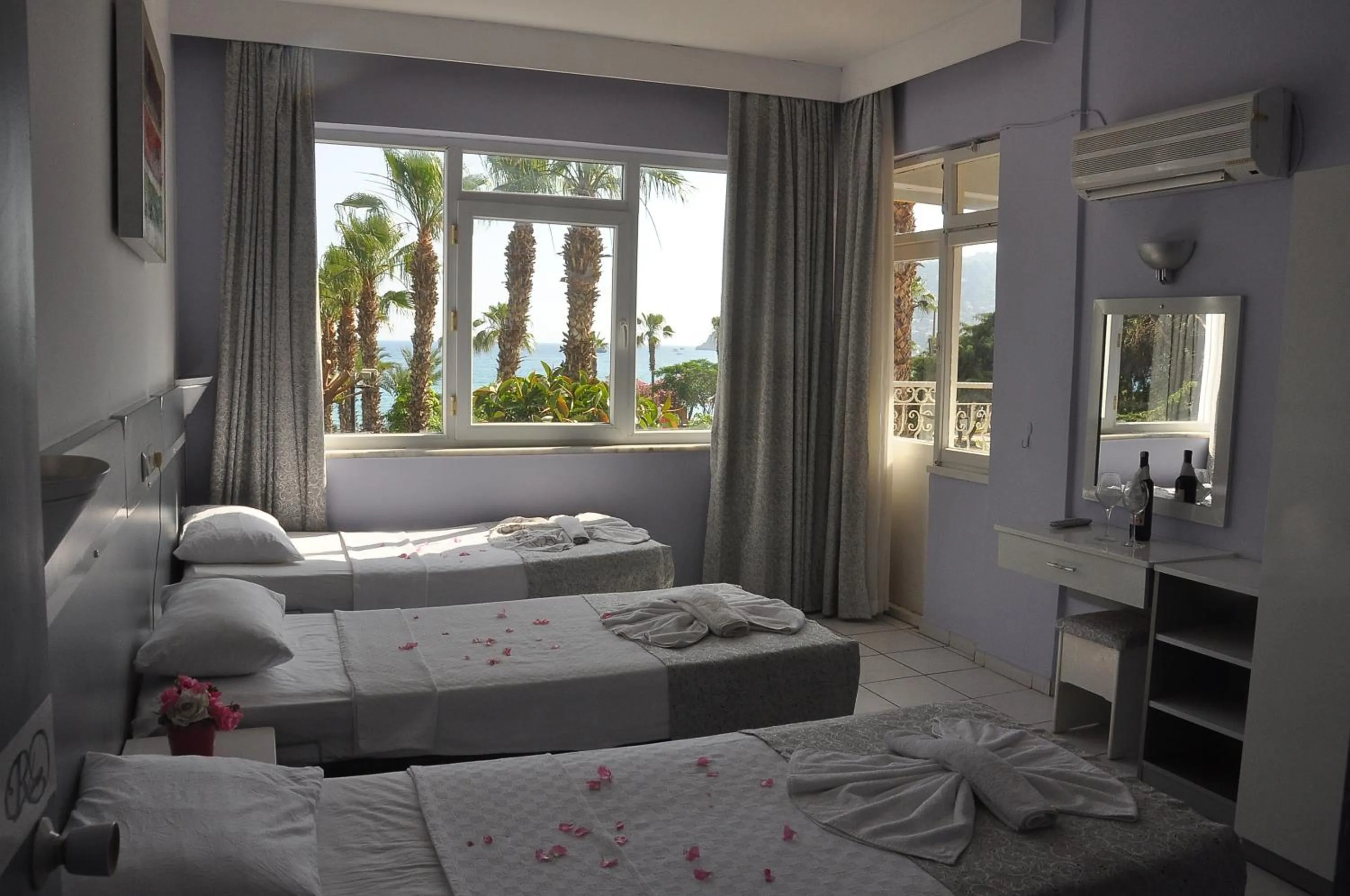 Bed in Resitalya Hotel