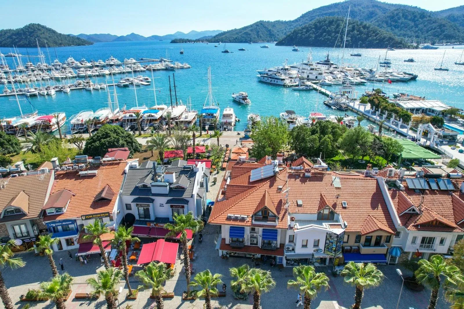 Property building in Gocek Unlu Hotel
